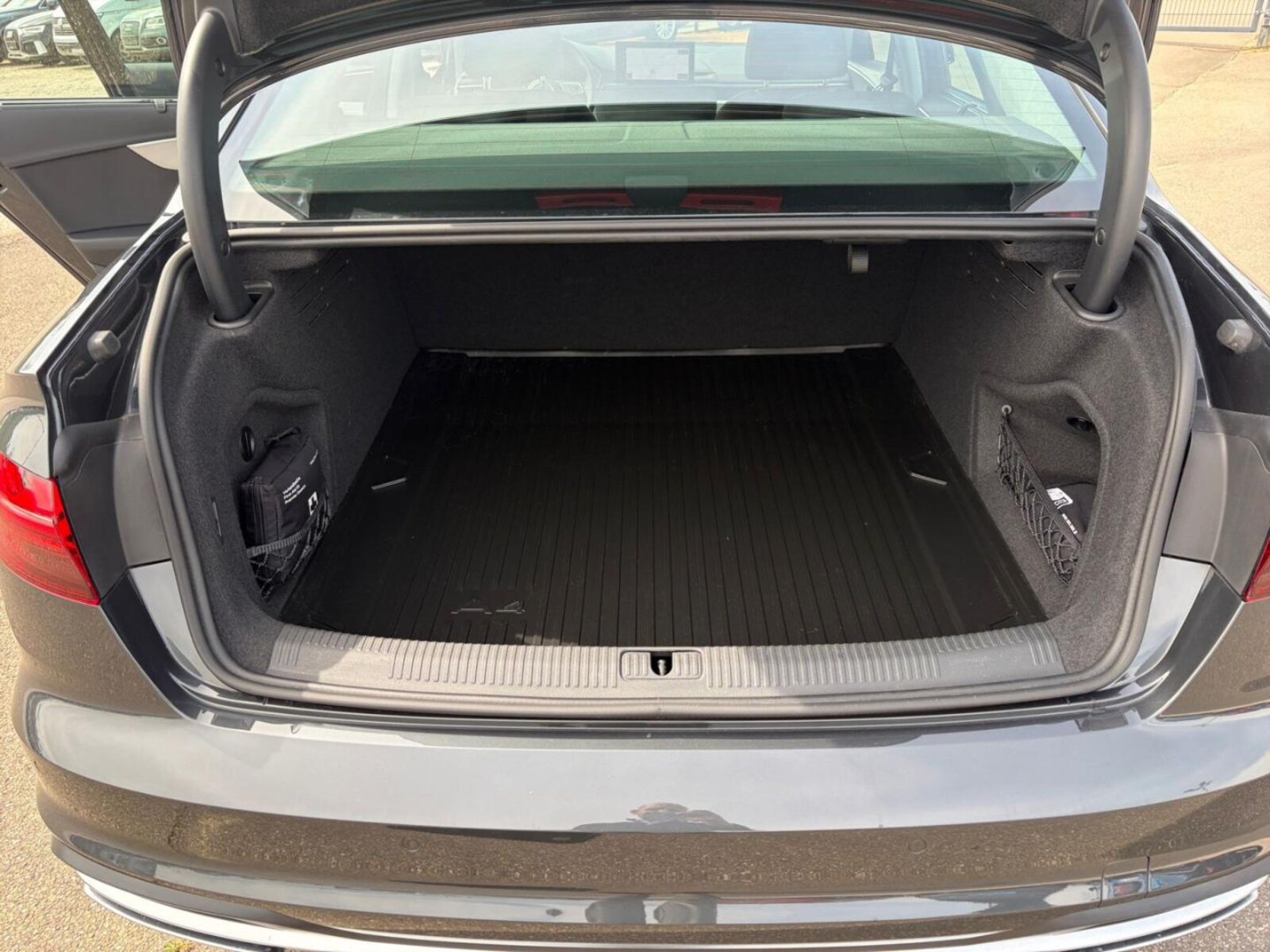 Audi A4 Limousine – Bild 12