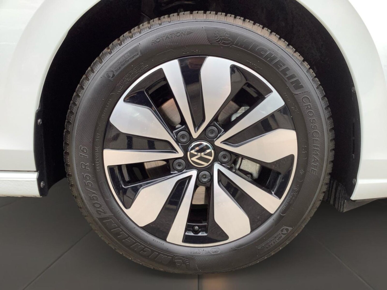 Volkswagen Golf – Bild 7