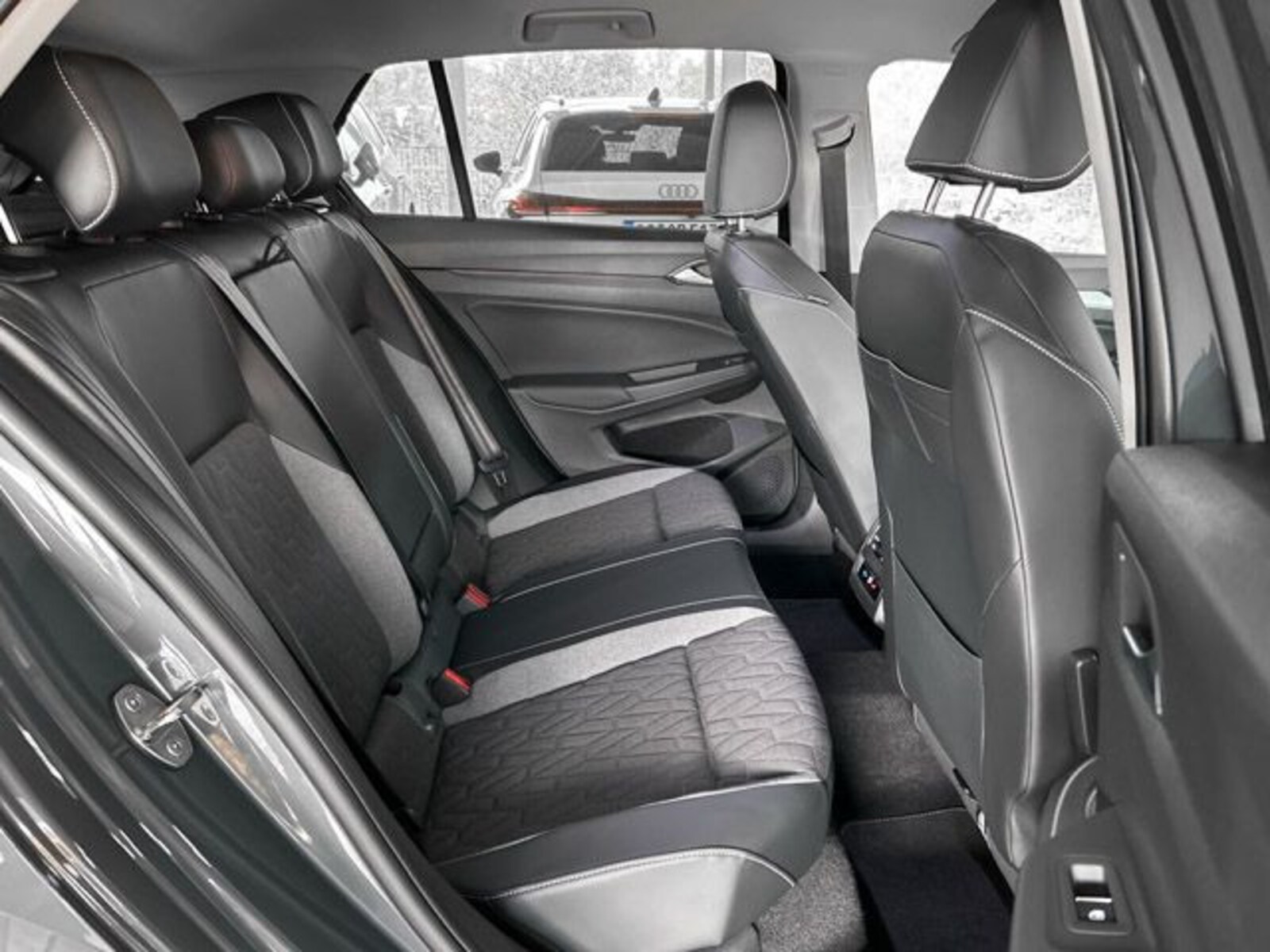 Volkswagen Golf – Bild 9