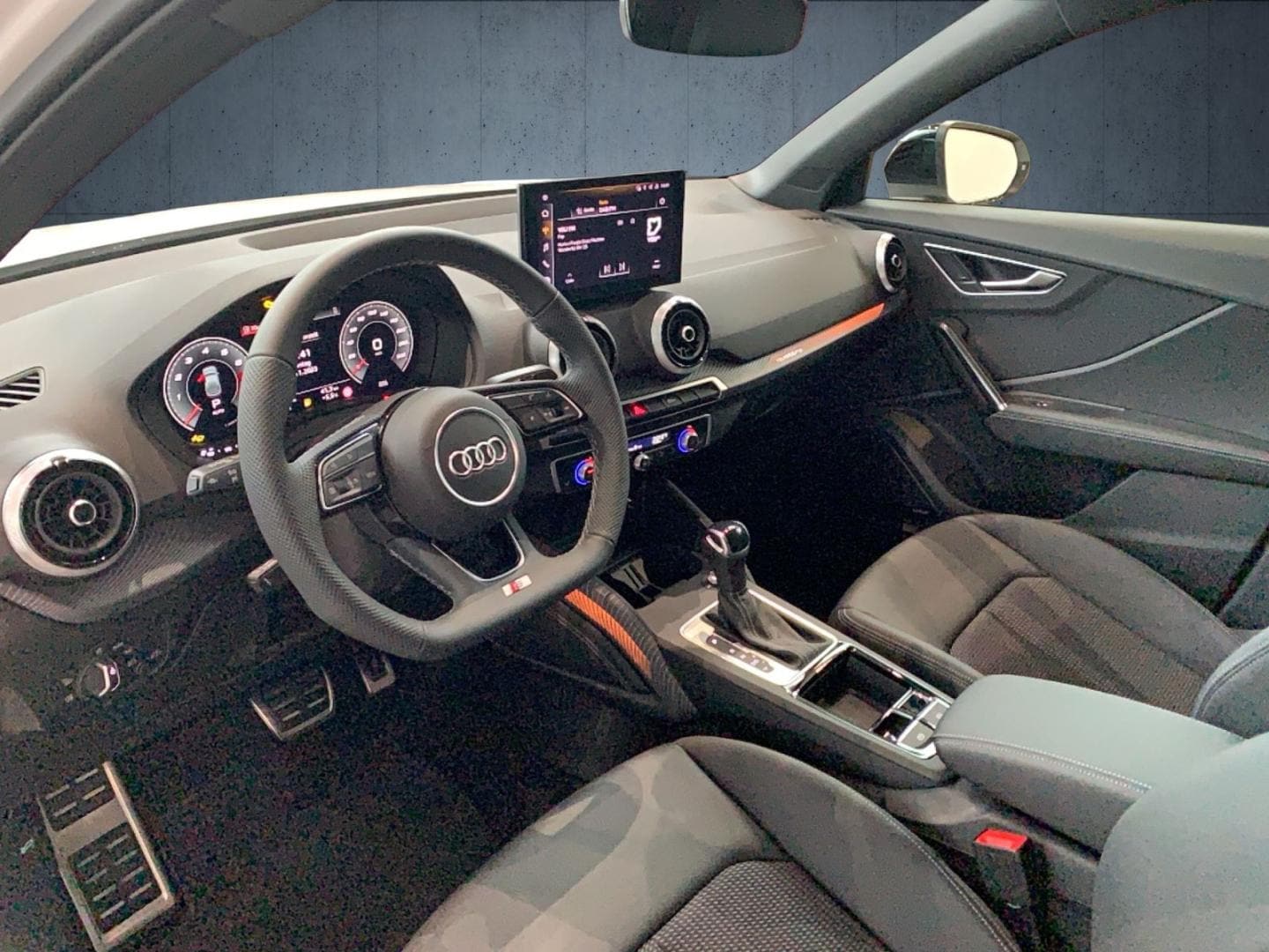 Bild über Audi SQ2 TFSI quattro S tronic - für weitere Informationen kontaktieren Sie den Audi Partner