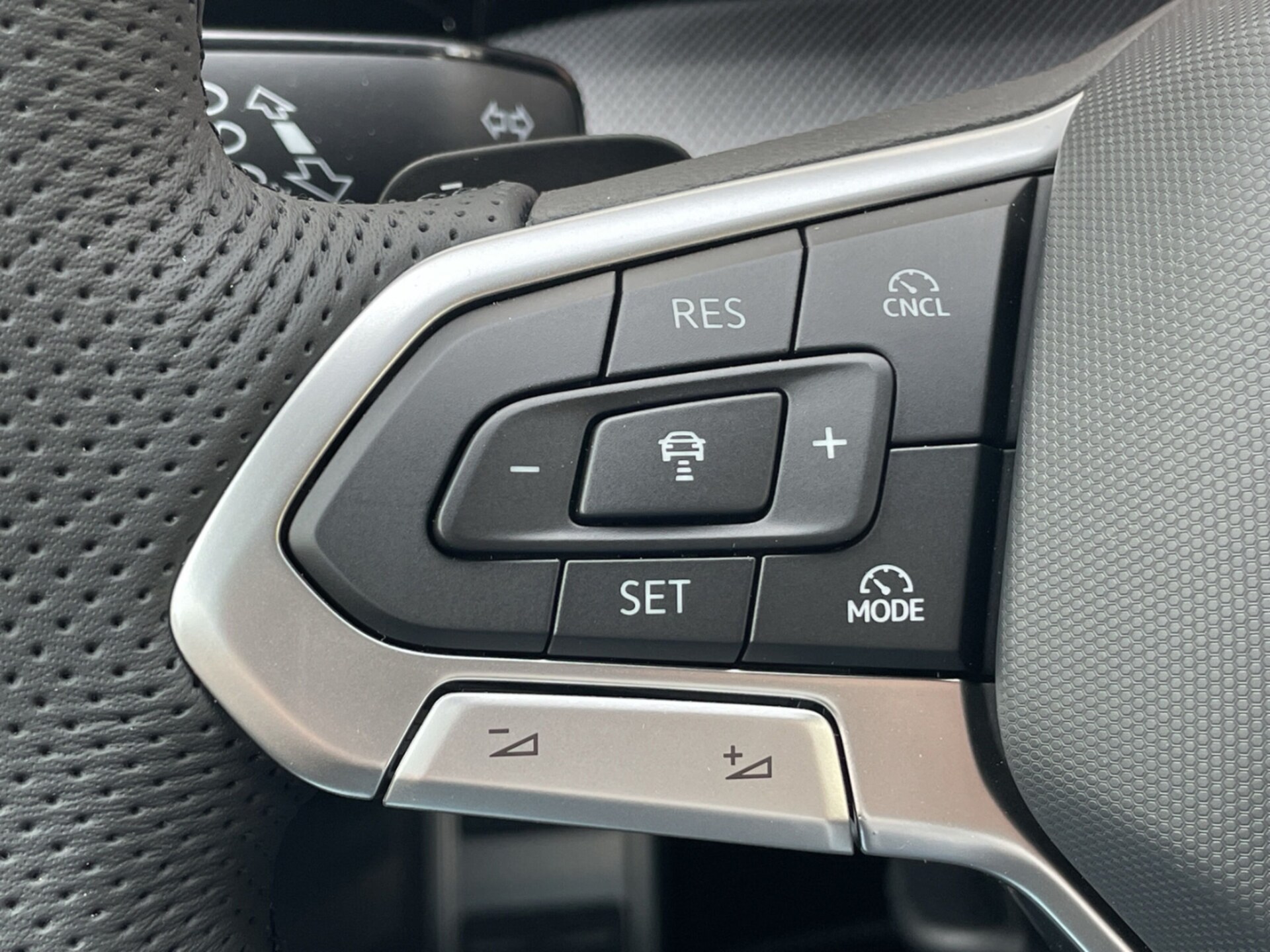 Volkswagen Golf Variant R-Line