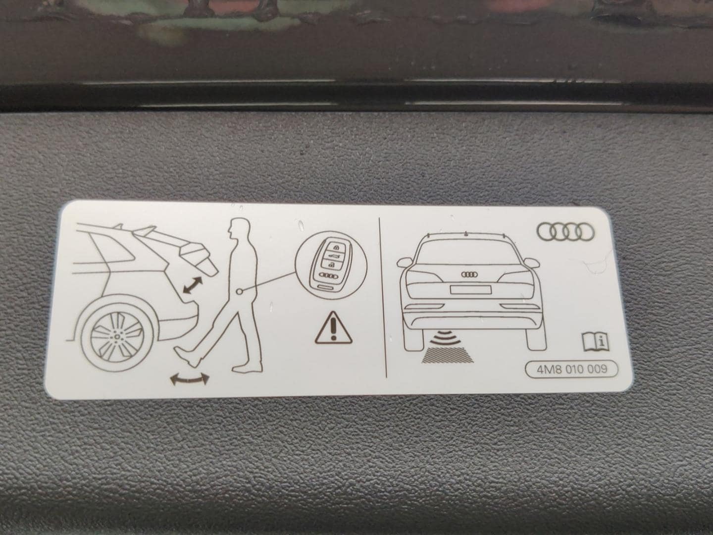 Bild über Audi Q5 SUV TDI quattro 150 kW S tronic - für weitere Informationen kontaktieren Sie den Audi Partner