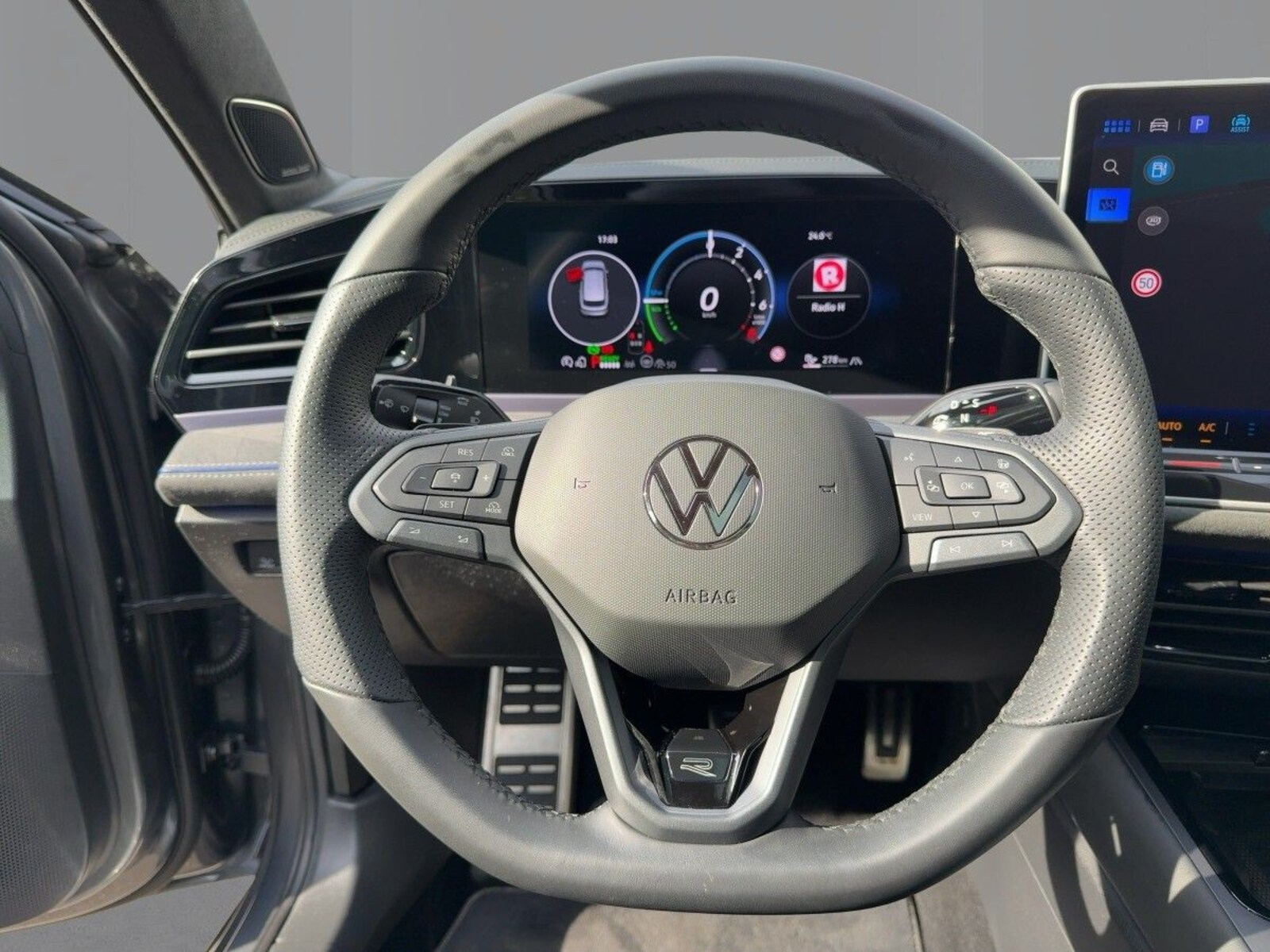 Volkswagen Passat – Bild 12