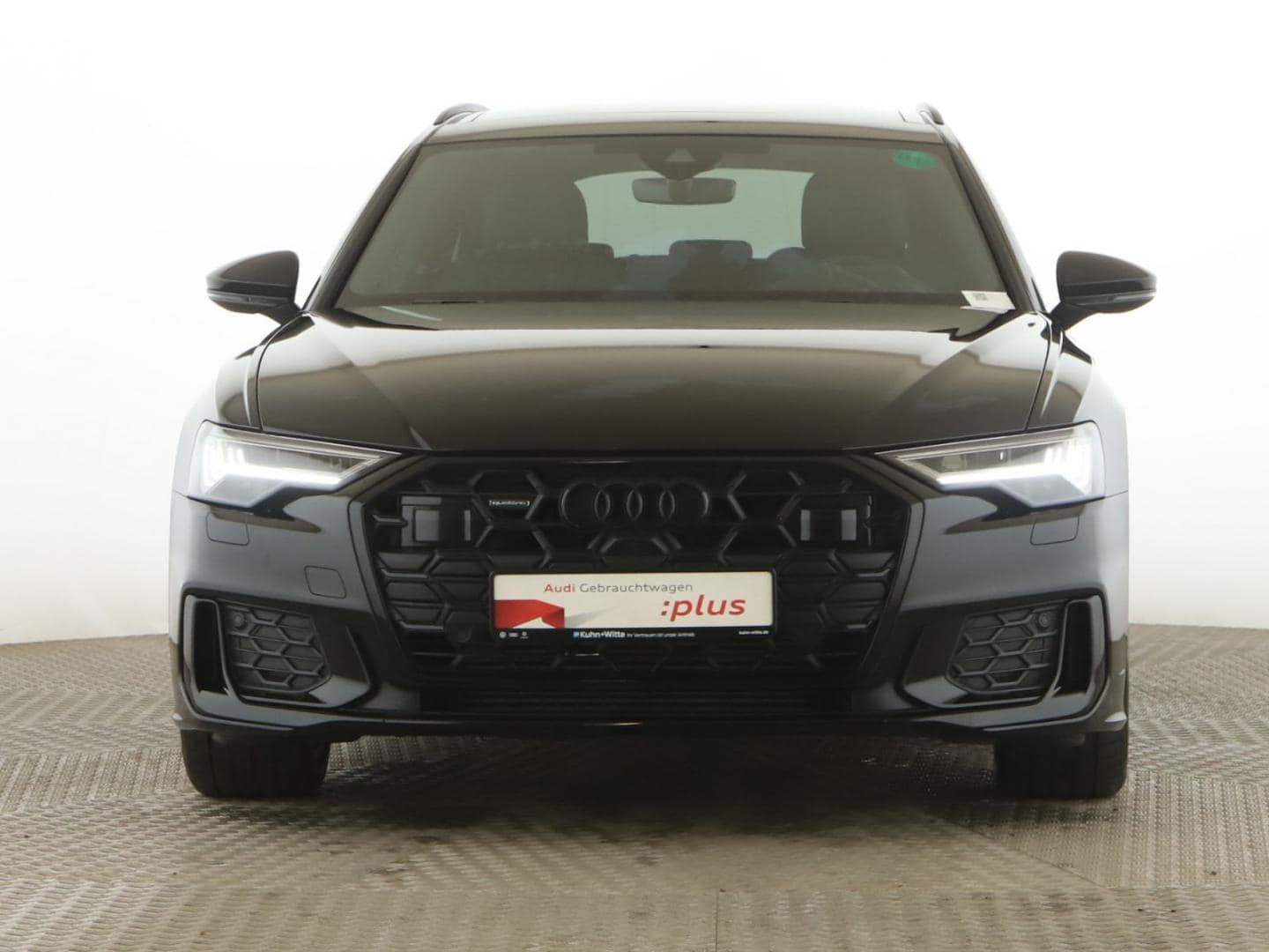 Bild über Audi A6 Avant TFSI e S line 55 TFSI e quattro S tronic - für weitere Informationen kontaktieren Sie den Audi Partner