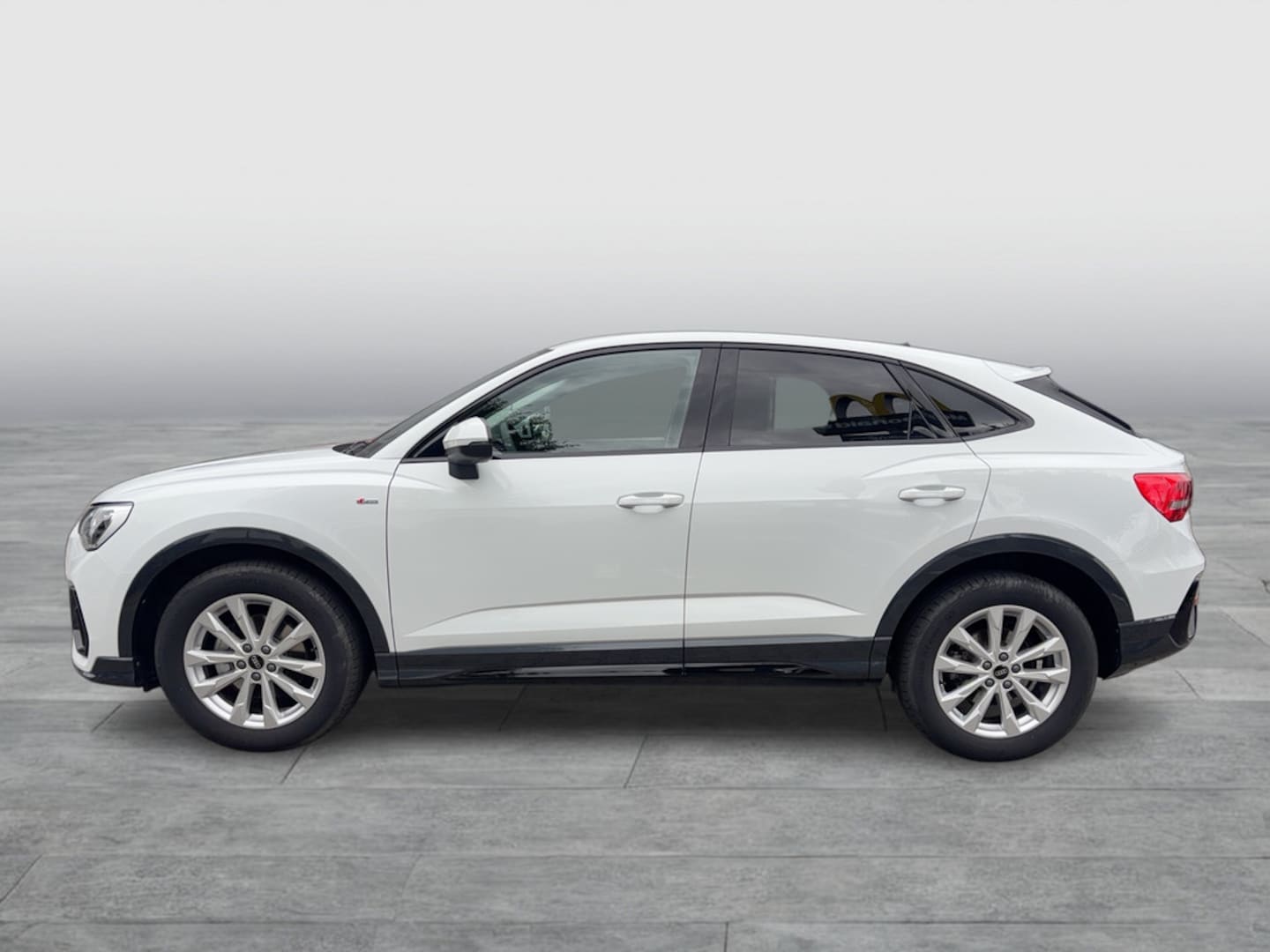 Bild über Audi Q3 Sportback TFSI 110 kW S tronic - für weitere Informationen kontaktieren Sie den Audi Partner