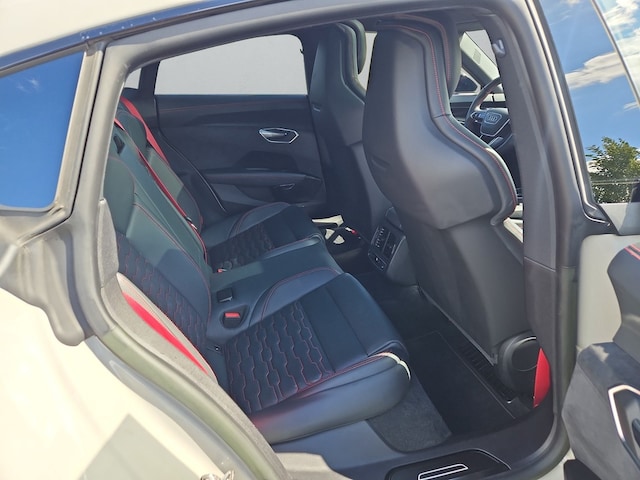 Audi e-tron GT RS