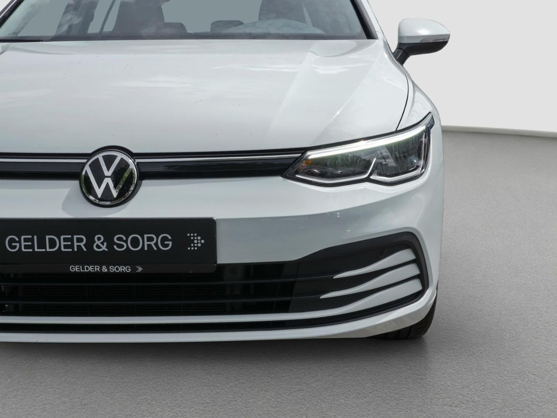 Volkswagen Golf Life