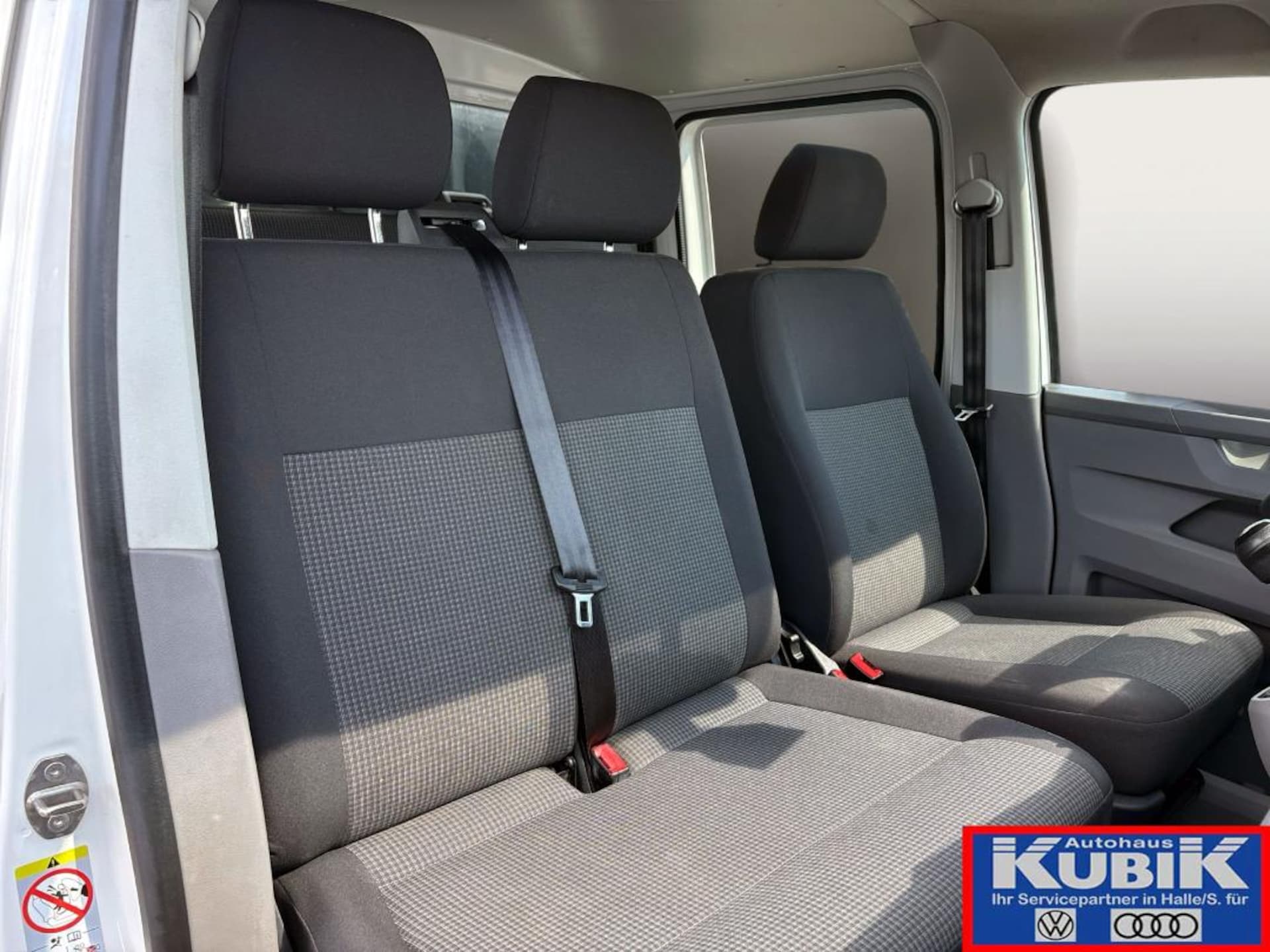 Volkswagen T6.1 Transporter Pritschenwagen Doppelkabine