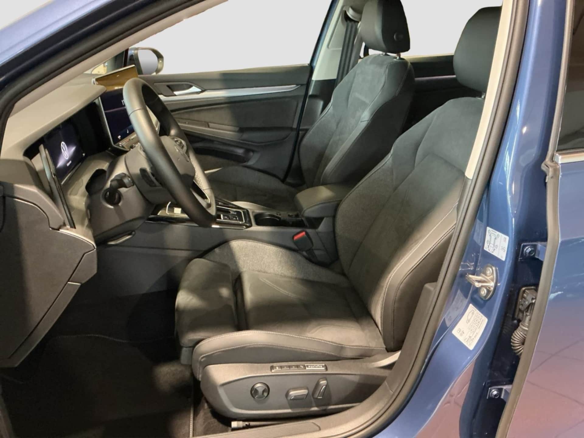 Volkswagen Golf Style
