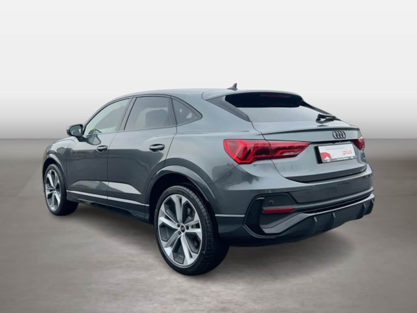 Bild über Audi Q3 Sportback TFSI quattro 180 kW S tronic - für weitere Informationen kontaktieren Sie den Audi Partner