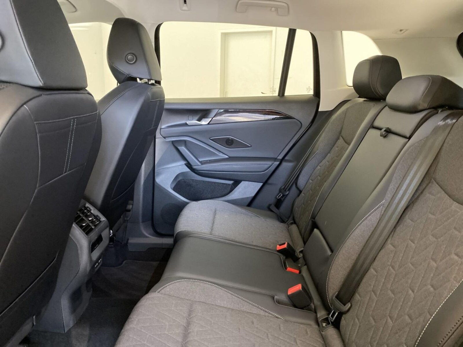 Volkswagen Tiguan – Bild 7