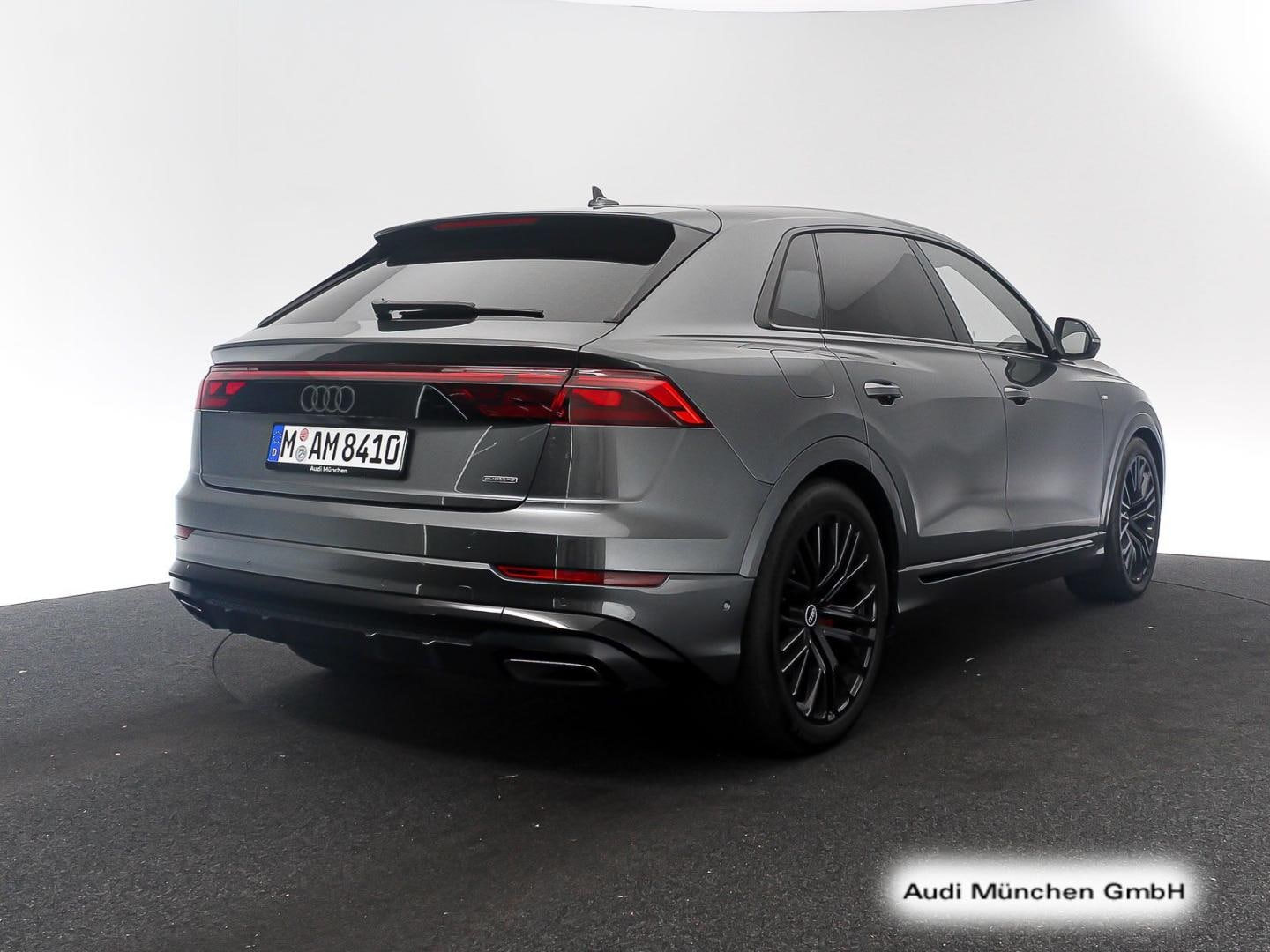 Bild über Audi Q8 SUV S line business TDI quattro 210 kW tiptronic - für weitere Informationen kontaktieren Sie den Audi Partner