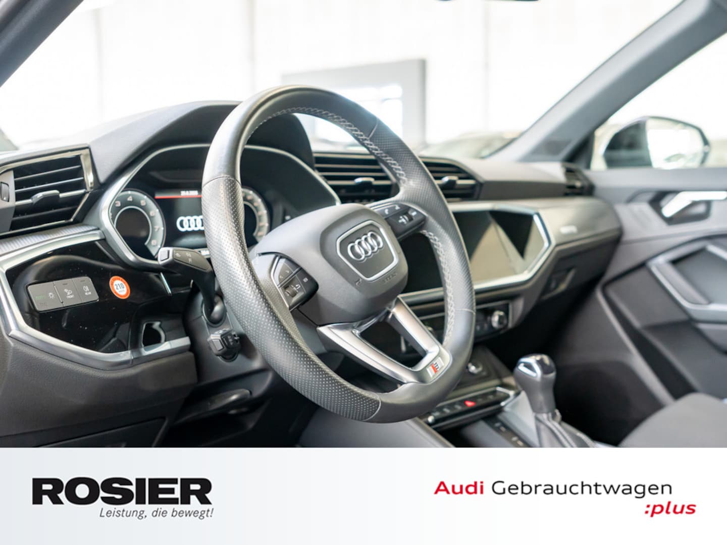 Bild über Audi Q3 S line 35 TFSI S tronic - für weitere Informationen kontaktieren Sie den Audi Partner