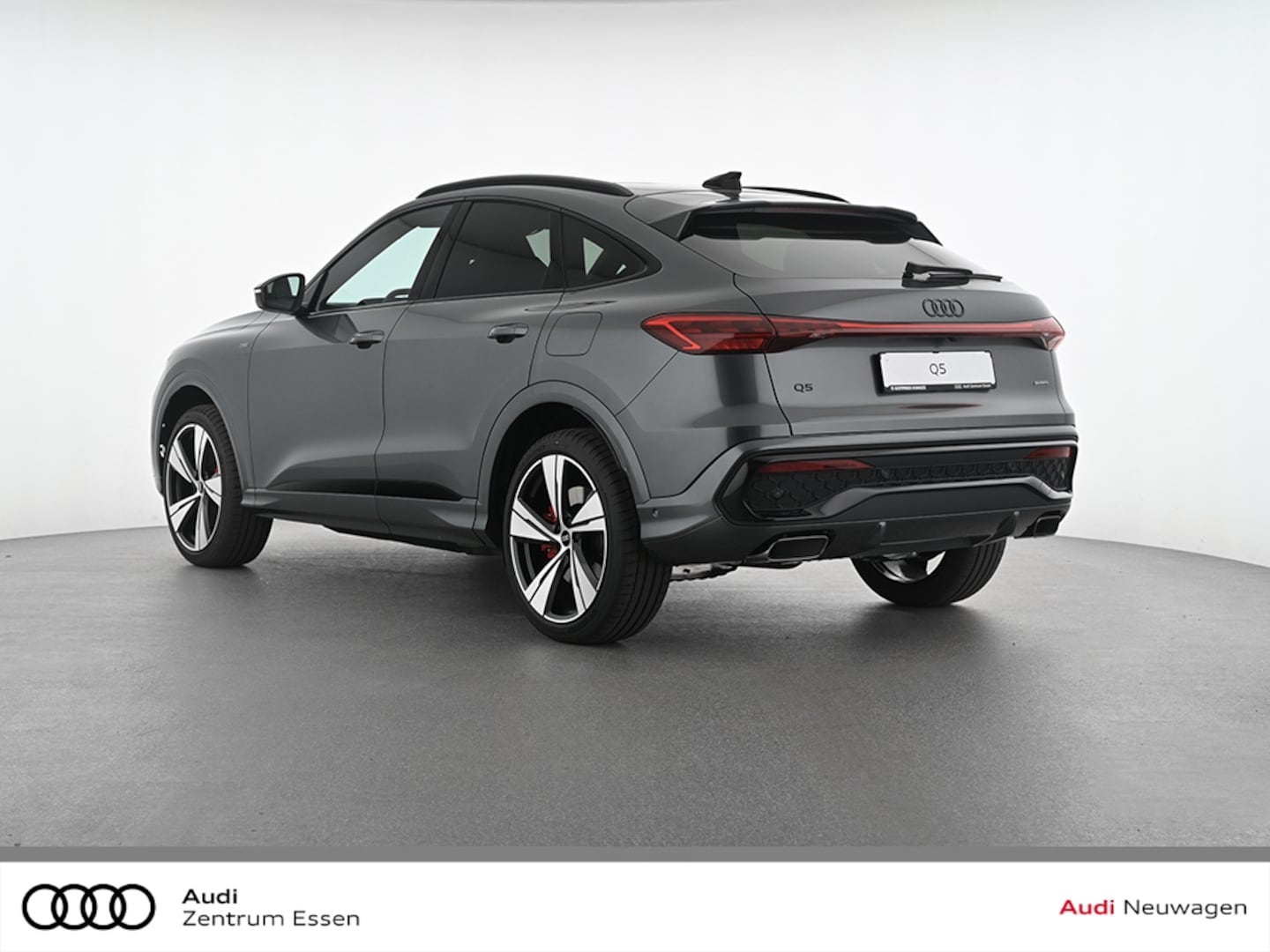 Bild über Audi Q5 Sportback e-hybrid e-hybrid quattro 270 kW S tronic - für weitere Informationen kontaktieren Sie den Audi Partner