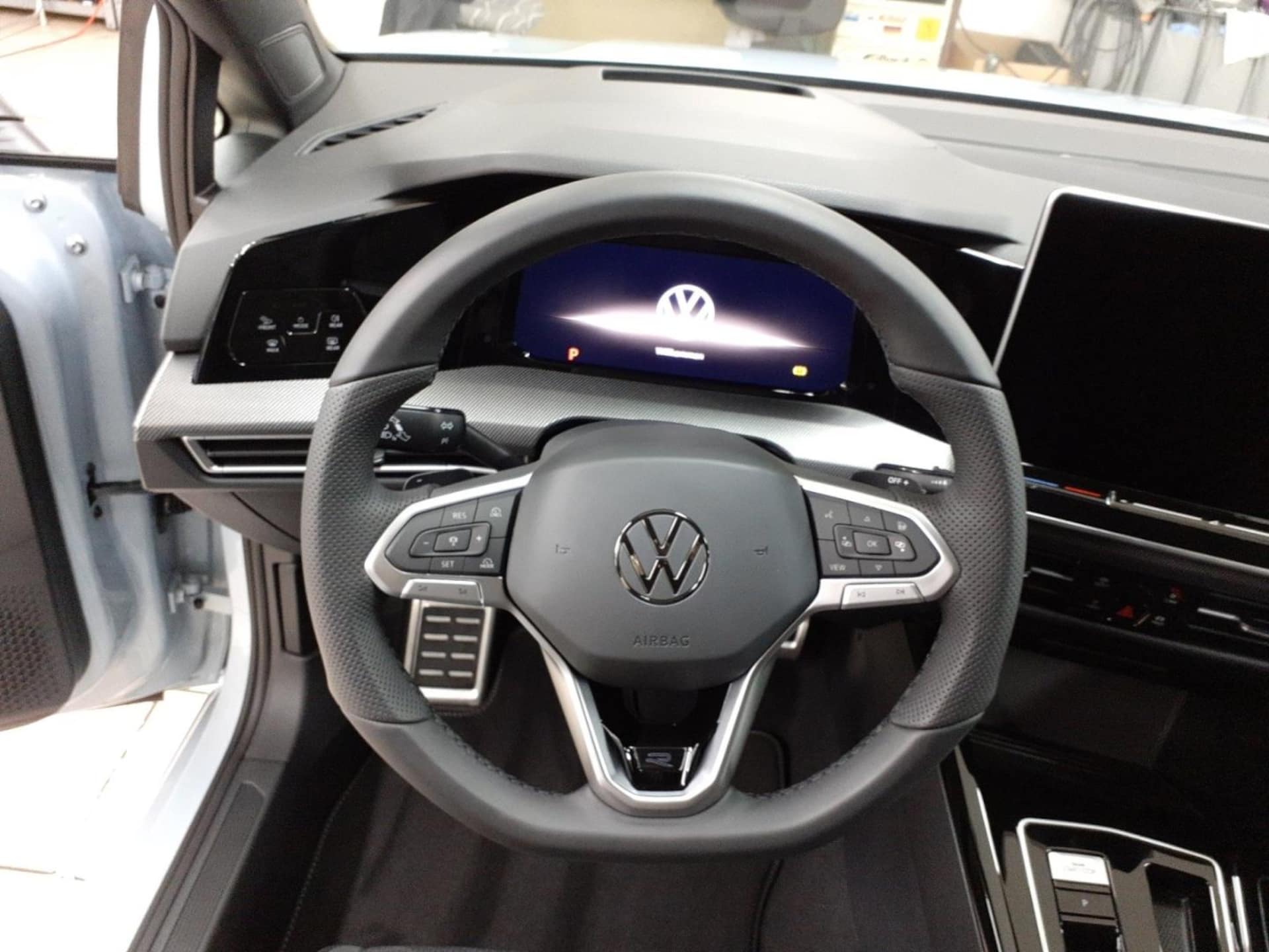 Volkswagen Golf Variant R-Line