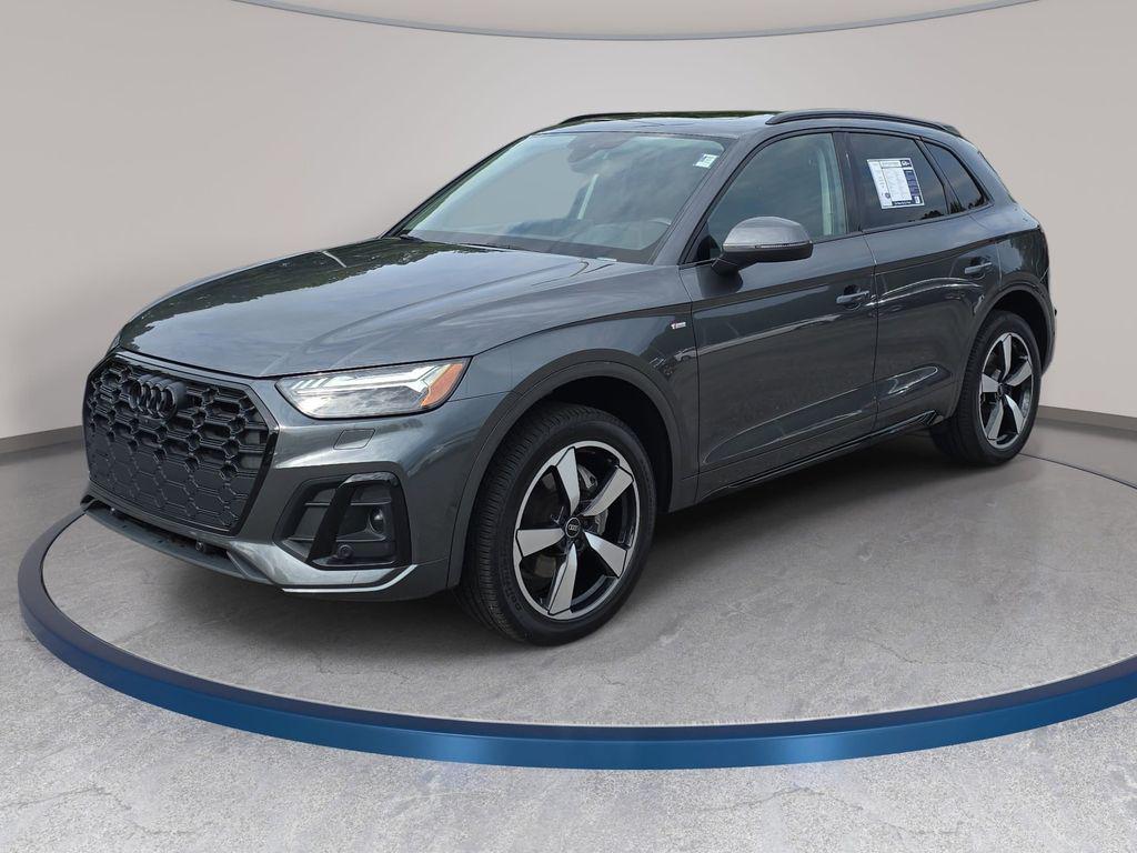 2022 Audi Q5 45 Prestige's photo