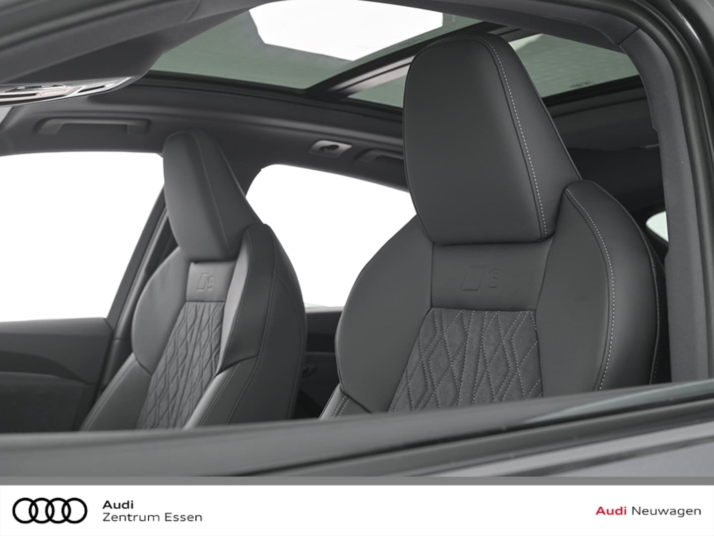 Bild über Audi Q5 Sportback e-hybrid e-hybrid quattro 270 kW S tronic - für weitere Informationen kontaktieren Sie den Audi Partner
