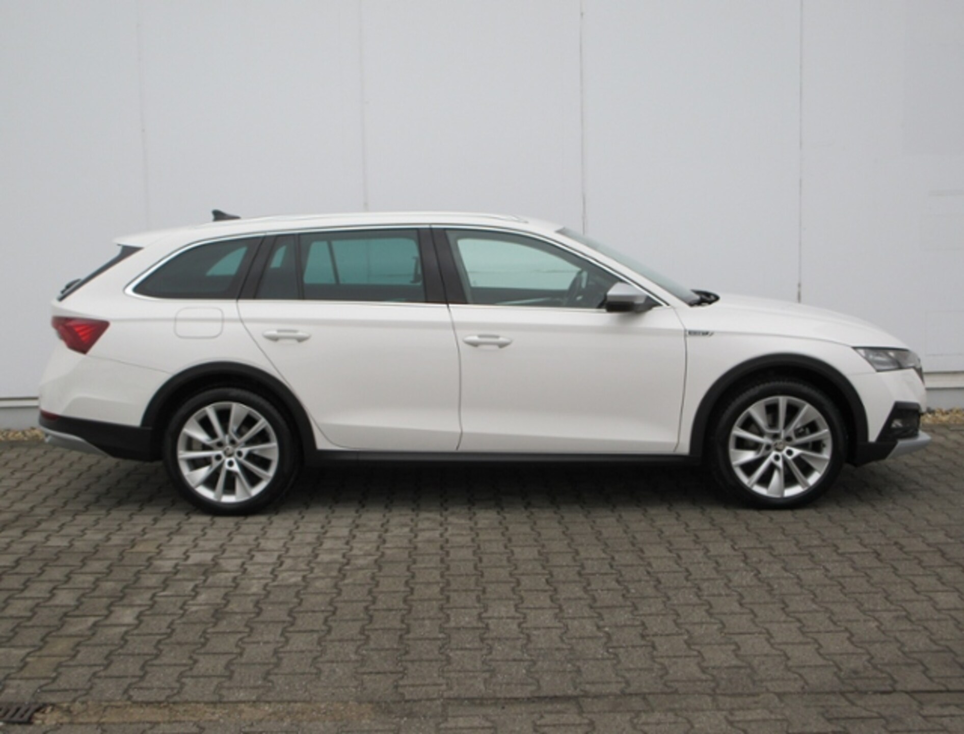 Skoda Octavia Combi SCOUT