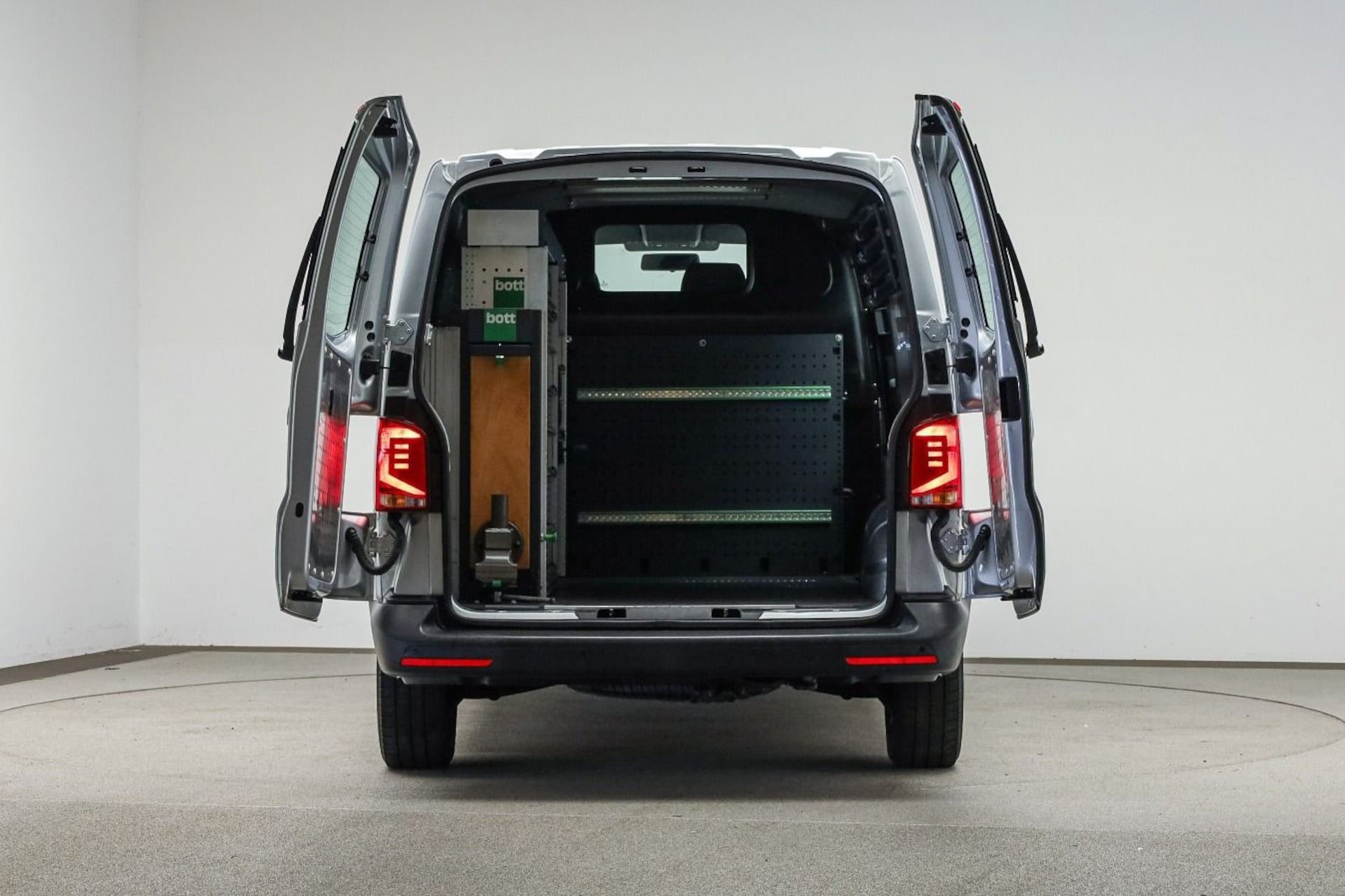 Volkswagen T6.1 Transporter Kasten langer Radstand