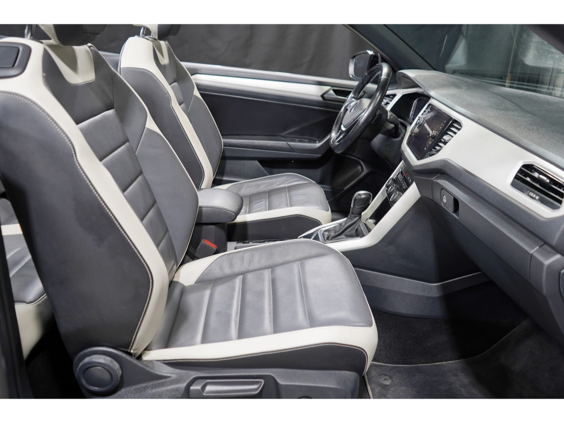 Volkswagen T-Roc Cabriolet Style