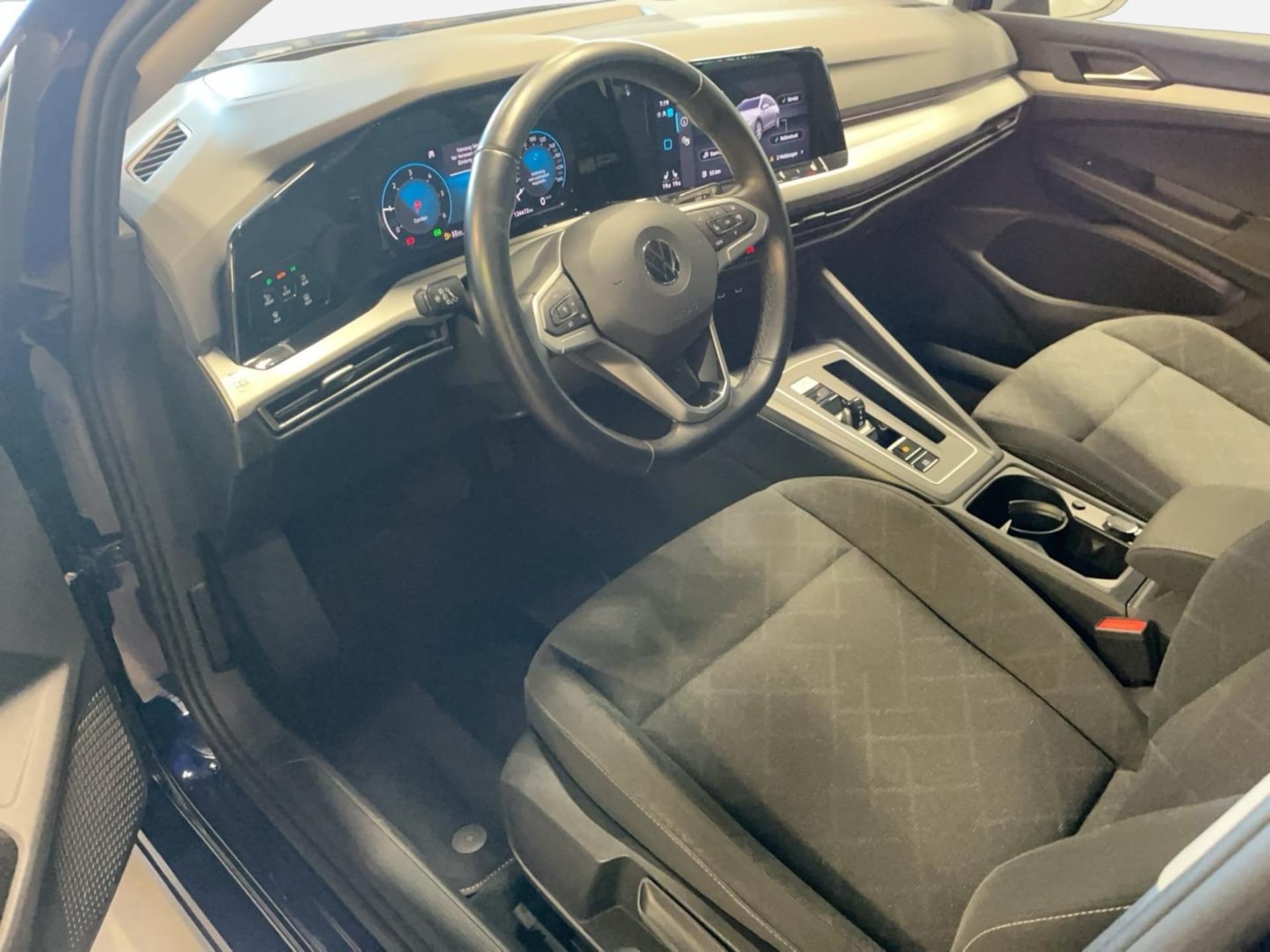 Volkswagen Golf Variant Life