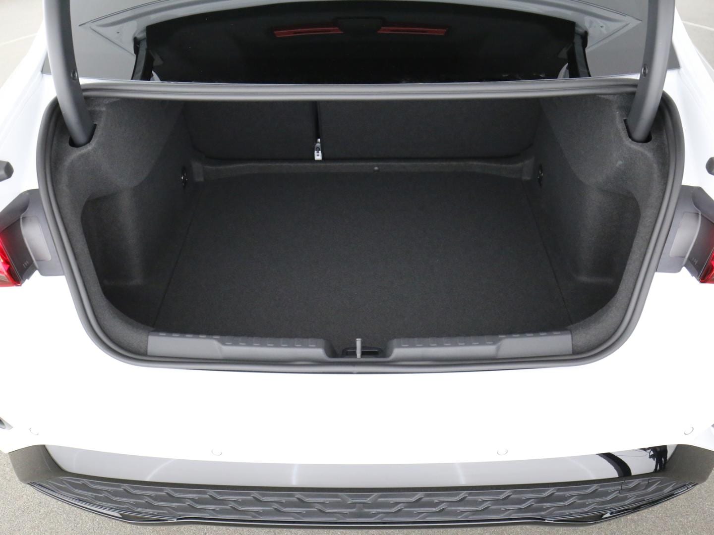 Bild über Audi A3 Limousine S line TFSI S tronic - für weitere Informationen kontaktieren Sie den Audi Partner