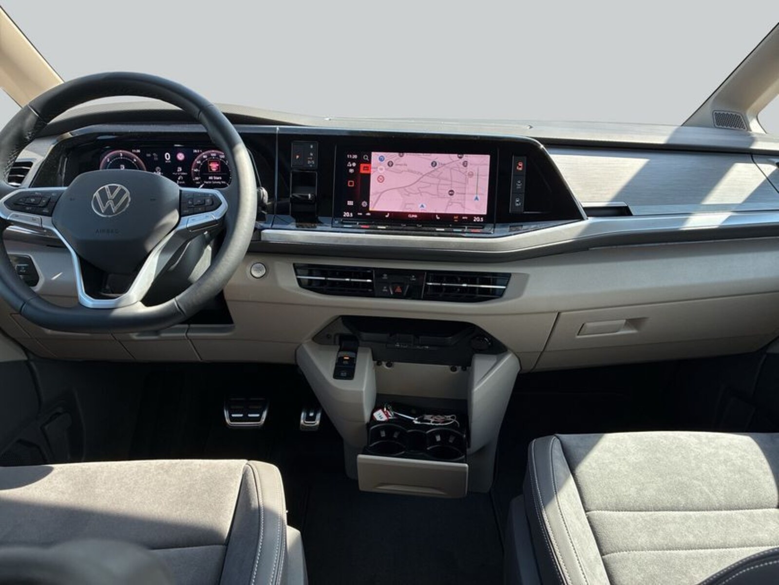 Volkswagen Multivan Langversion – Bild 13