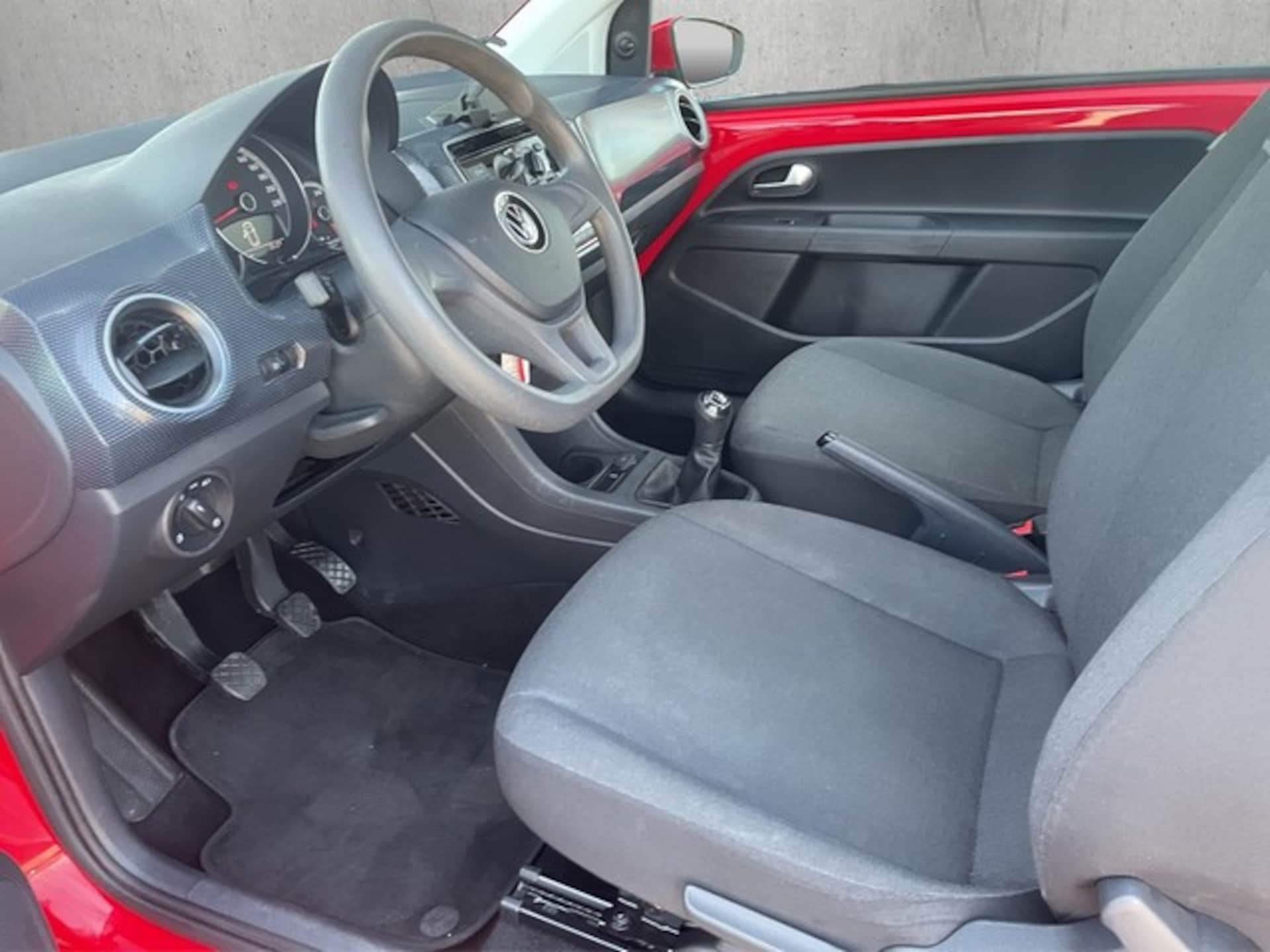 Volkswagen up!