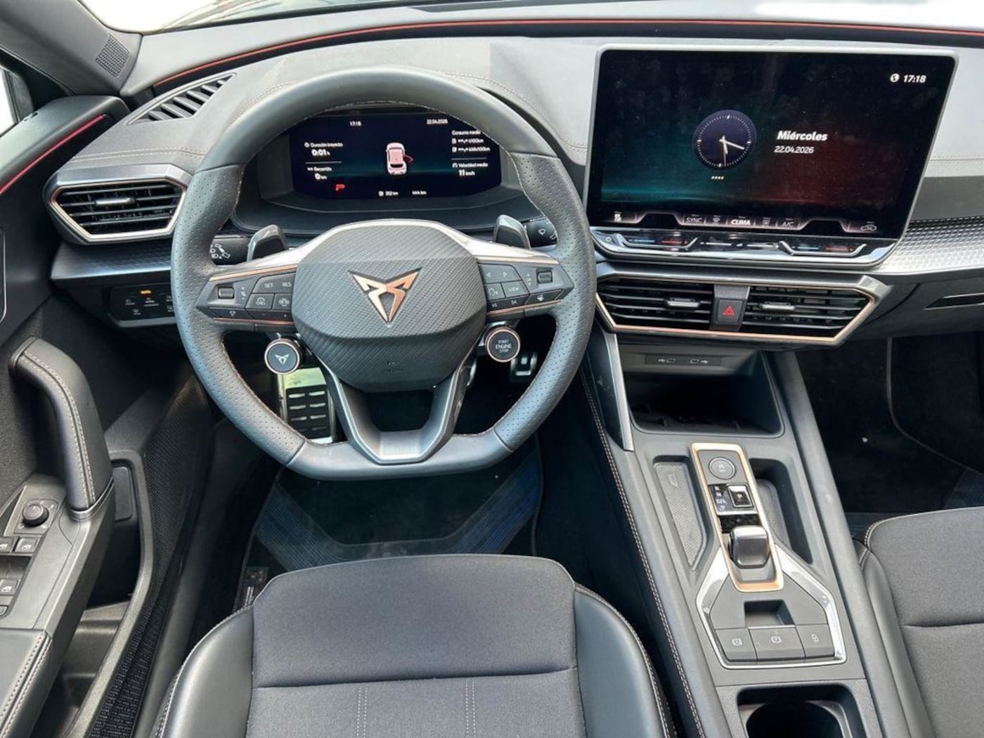 CUPRA Leon León 1.5 TSI e-Hybrid DSG 150 kW (204 CV) — photo 10