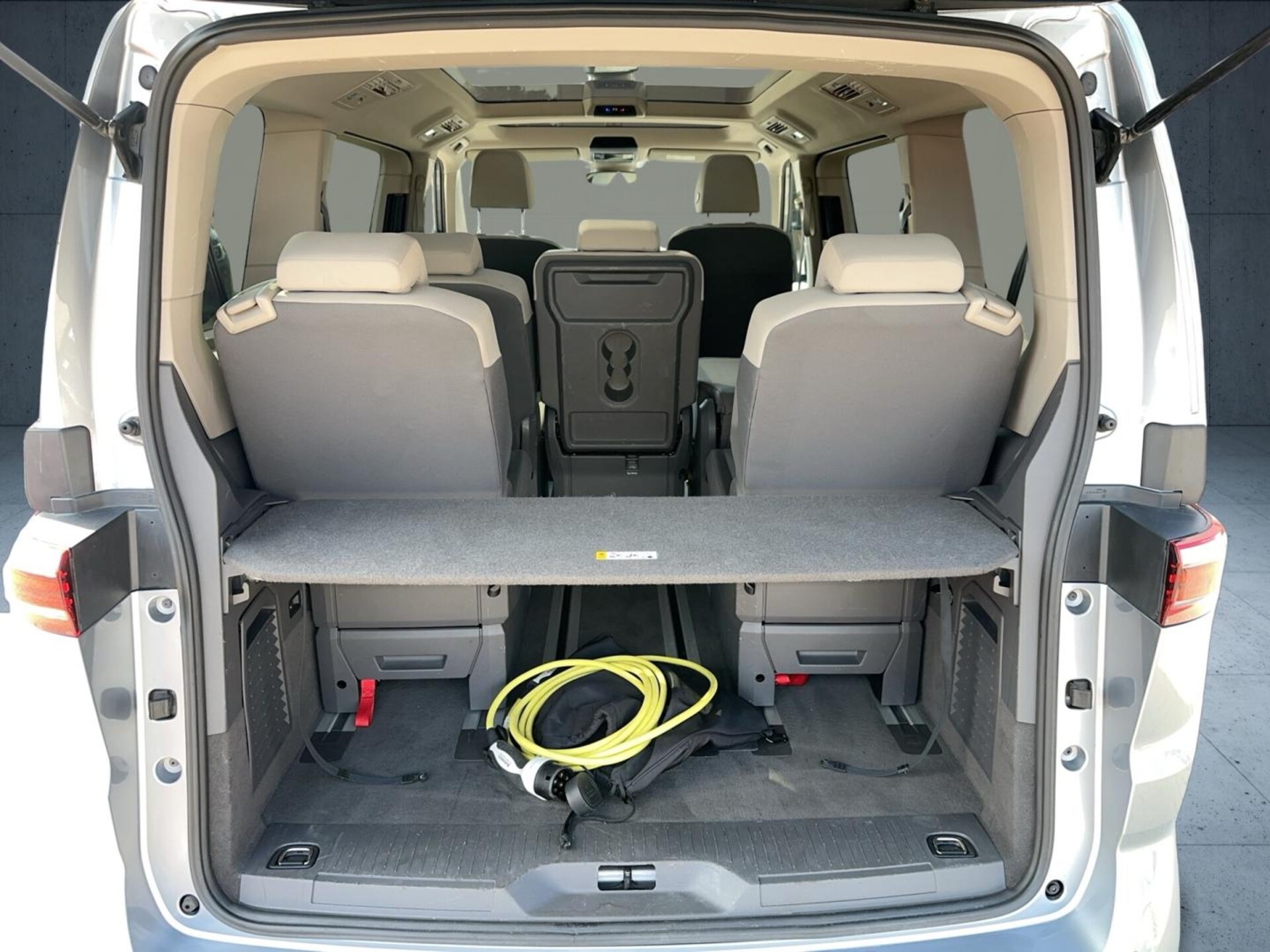 Volkswagen Multivan Basis-Modell