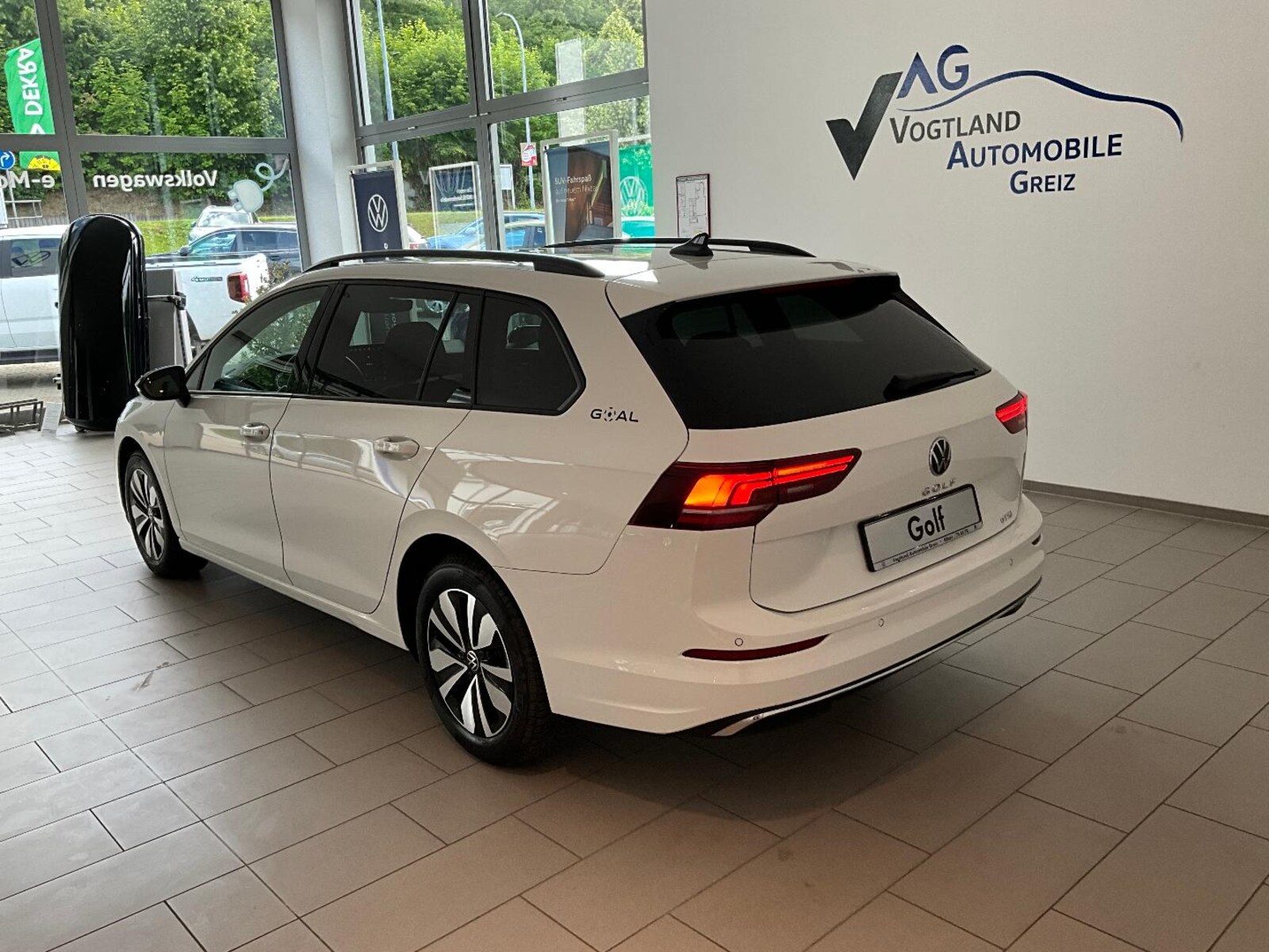 Volkswagen Golf Variant – Bild 3