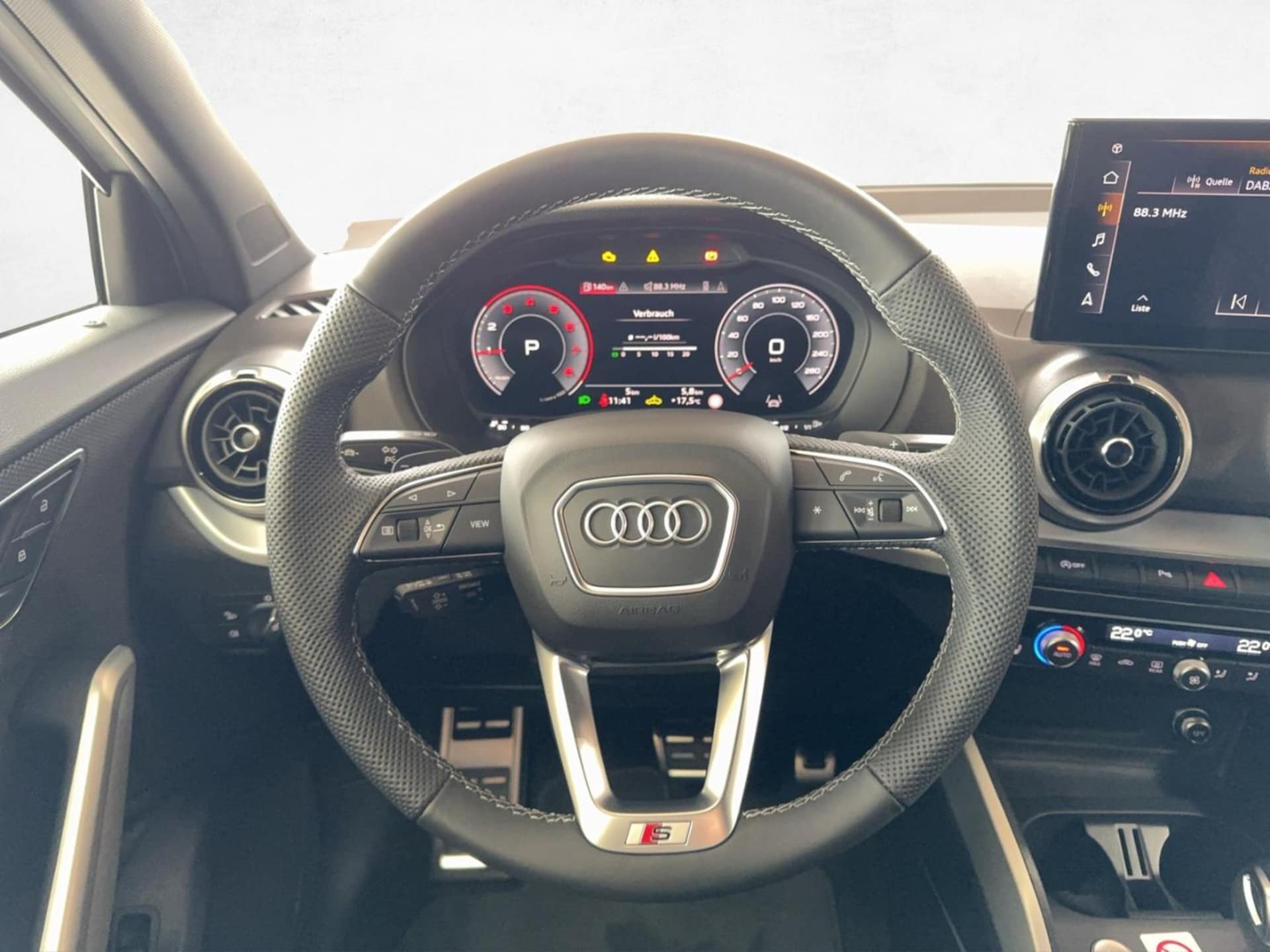 Audi Q2 S line