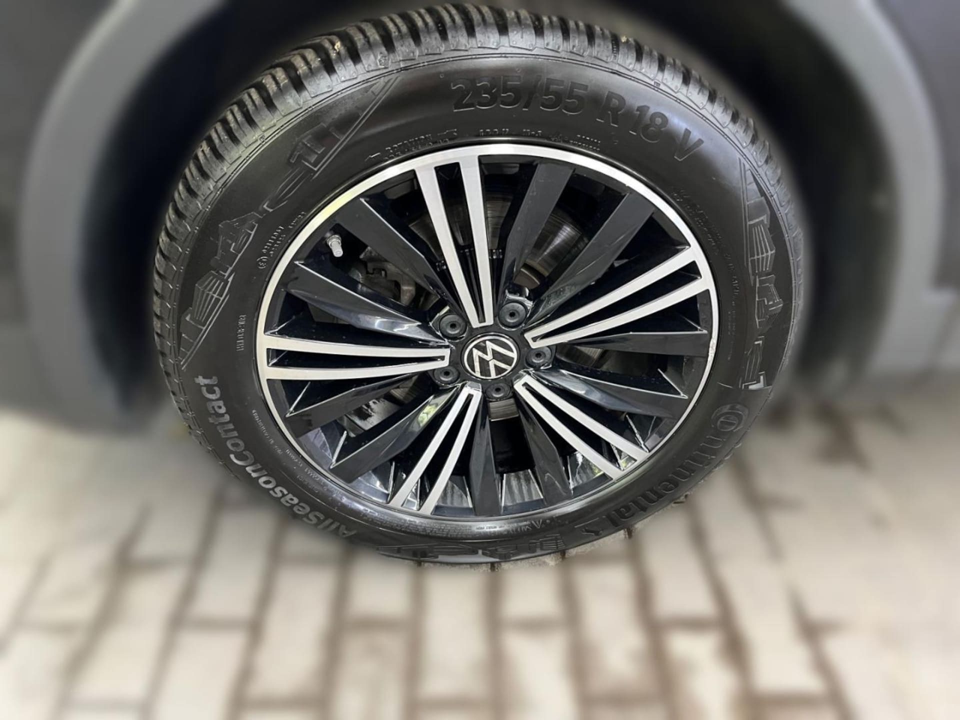 Volkswagen Tiguan Active