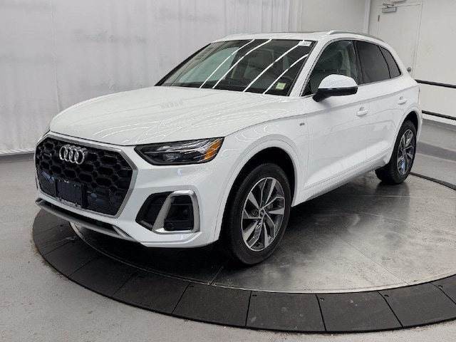Photo of 2023 Audi Q5