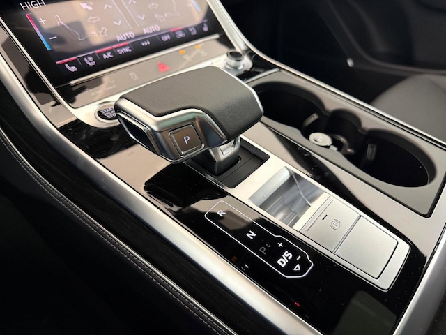 2026 Audi Q8 Premium Plus - Photo 18