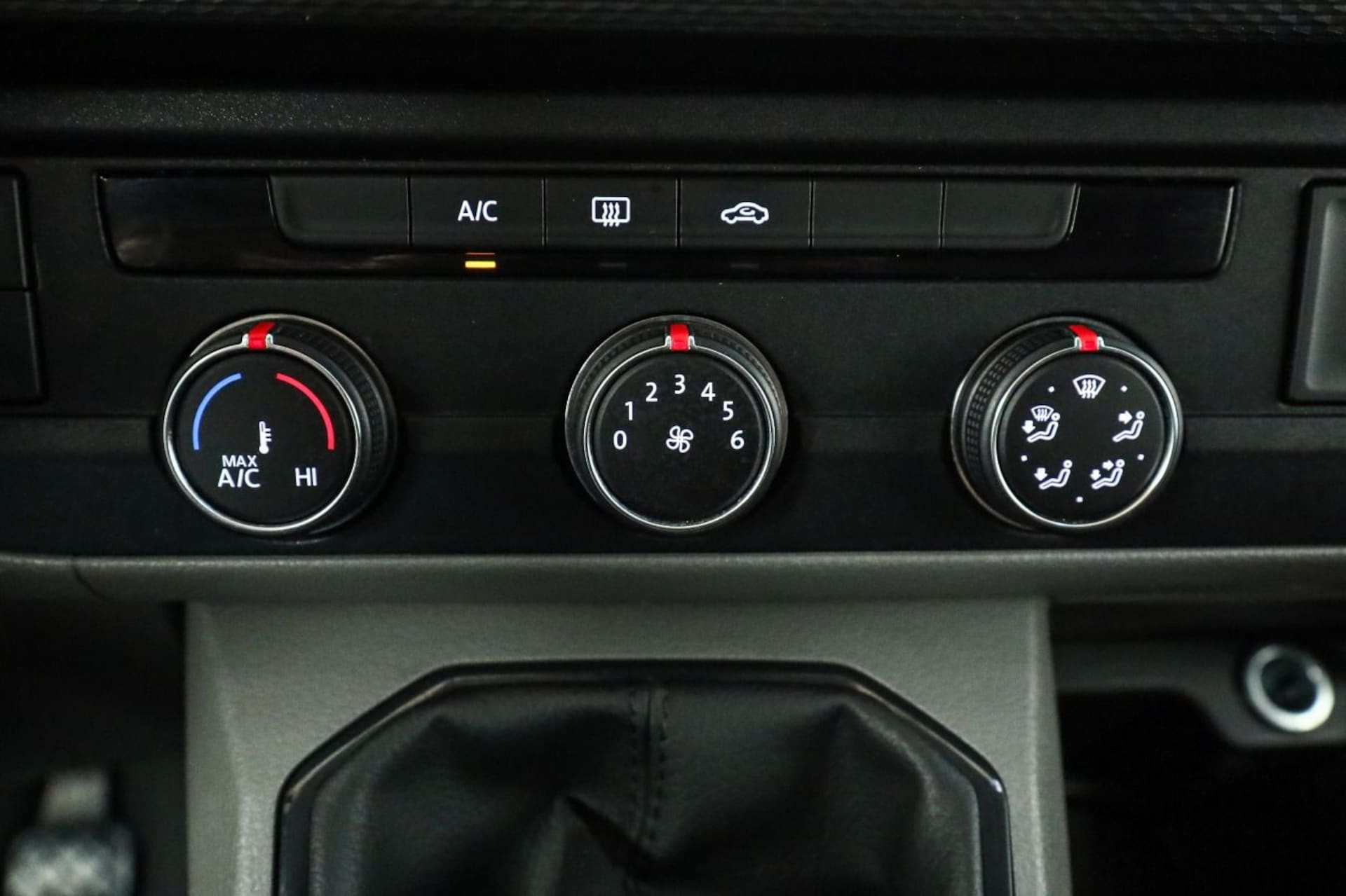 Volkswagen T6.1 Transporter Kasten langer Radstand