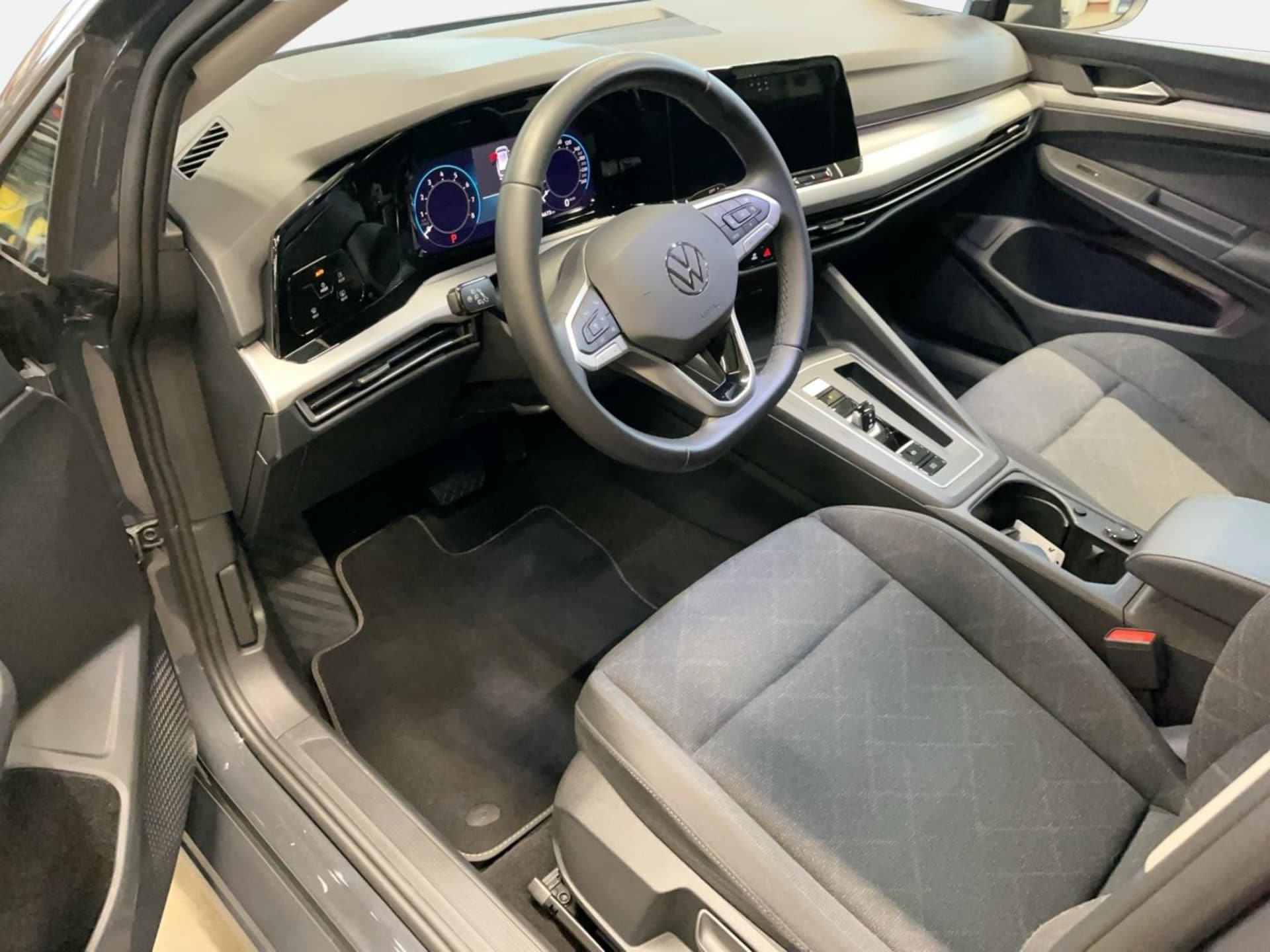 Volkswagen Golf Variant Life