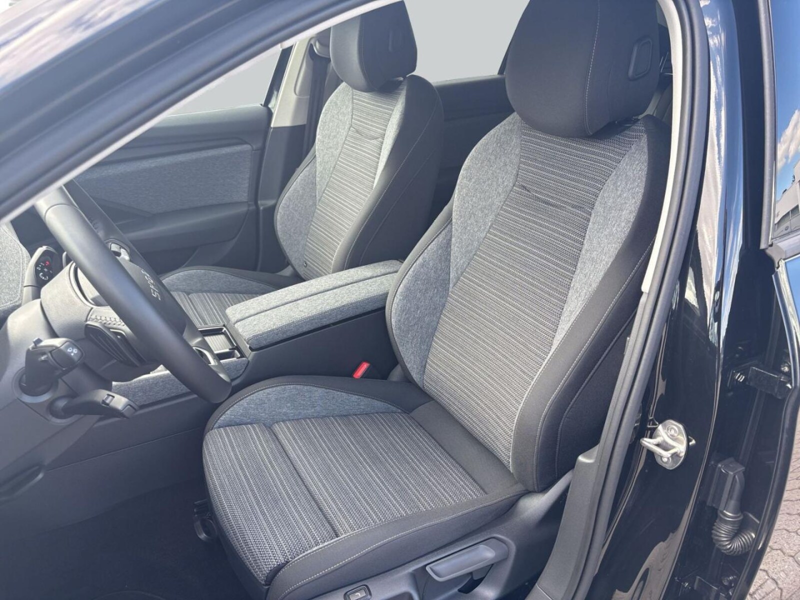 Škoda Superb Combi – Bild 10