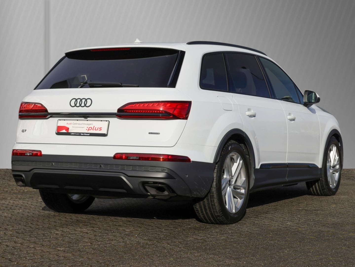 Bild über Audi Q7 SUV TDI quattro 170 kW tiptronic - für weitere Informationen kontaktieren Sie den Audi Partner