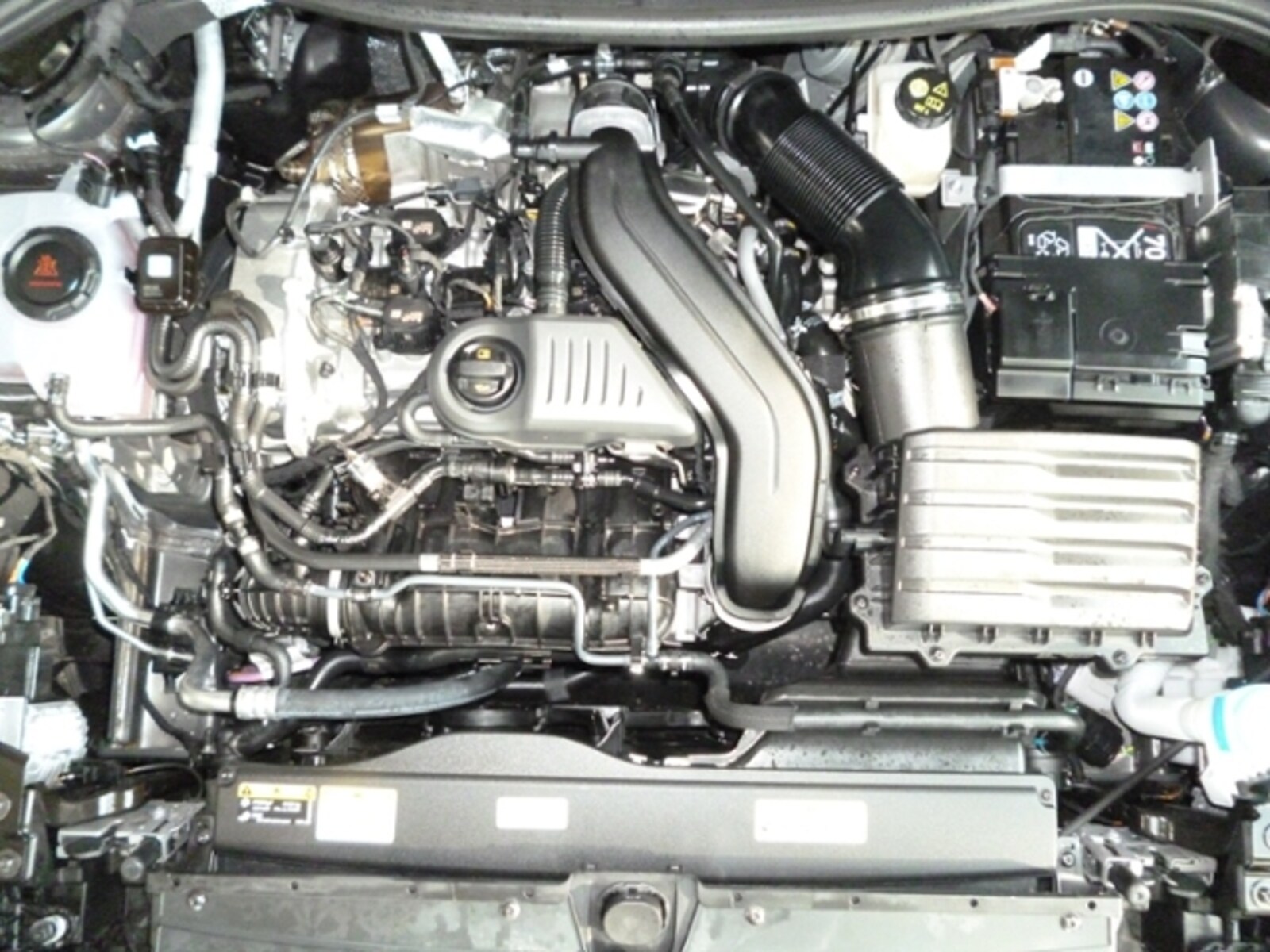 Volkswagen Tiguan – Bild 17