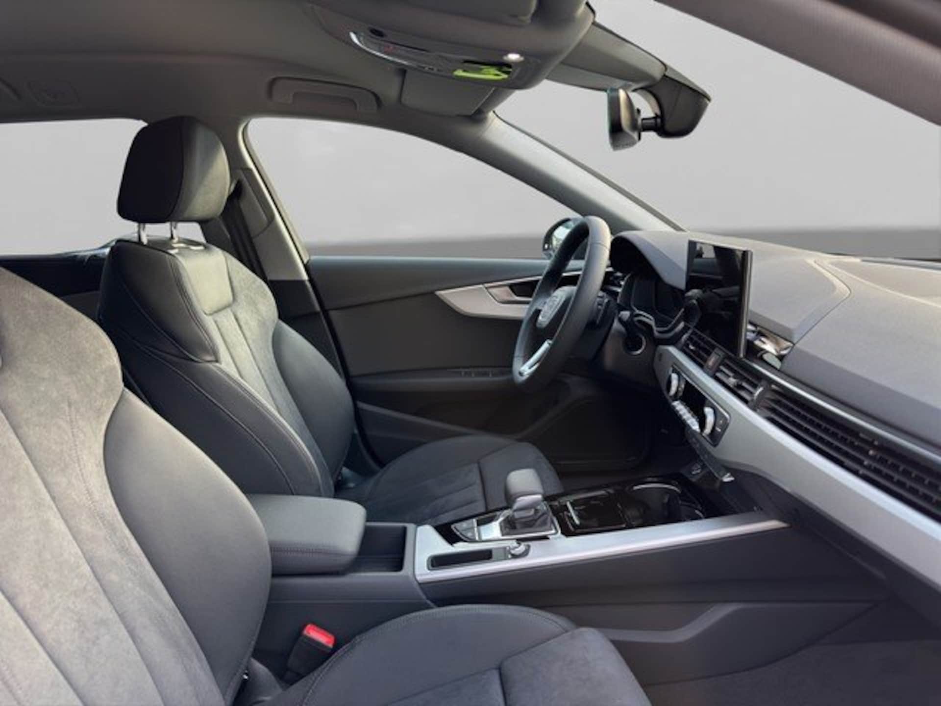 Audi A4 Avant Advanced