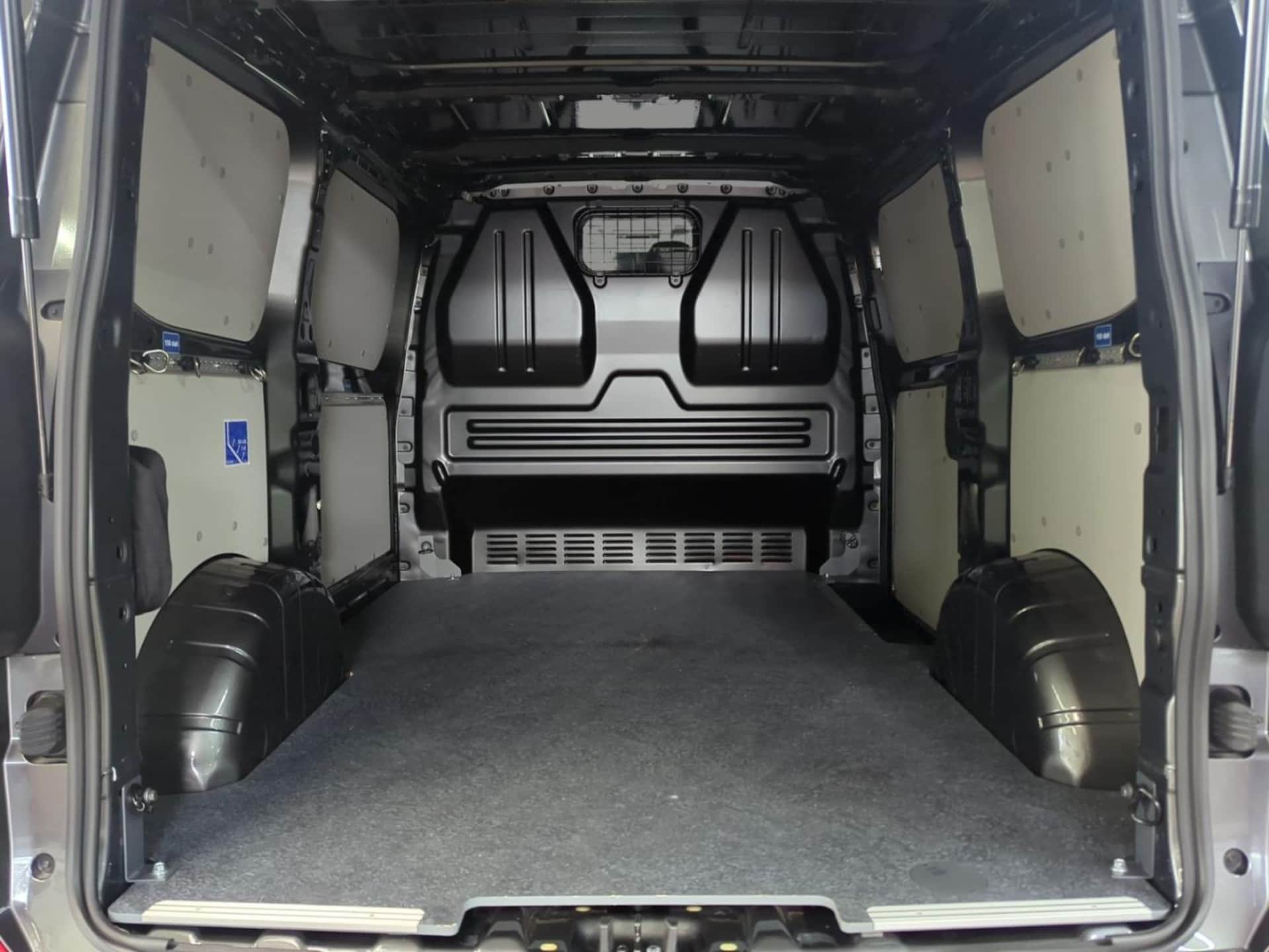 Volkswagen Transporter Kasten kurzer Radstand