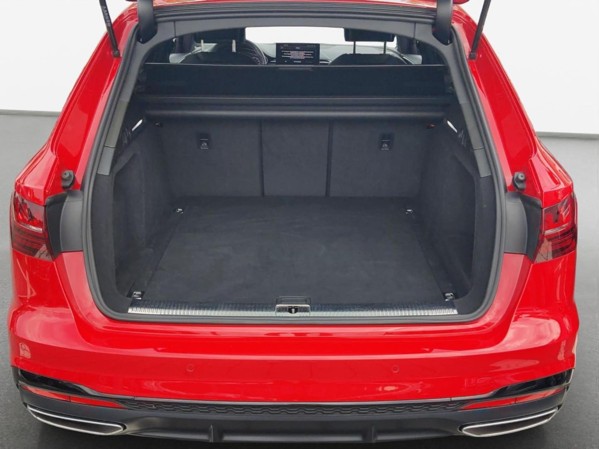 Audi A4 Avant S line