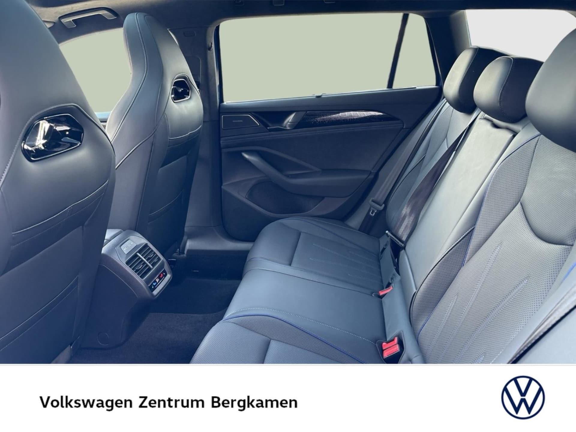 Volkswagen Passat R-Line