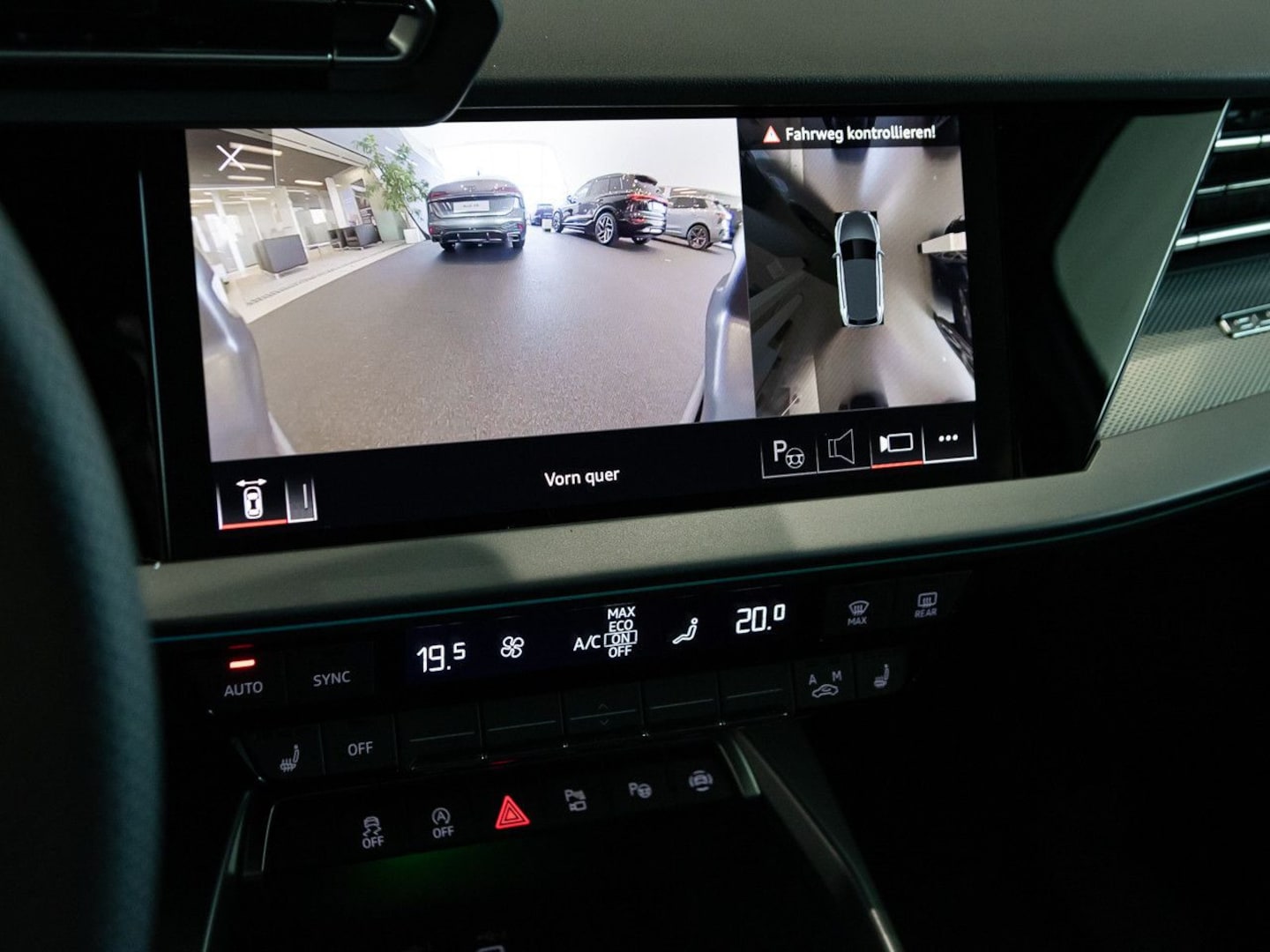 Bild über Audi A3 allstreet TFSI quattro S tronic - für weitere Informationen kontaktieren Sie den Audi Partner