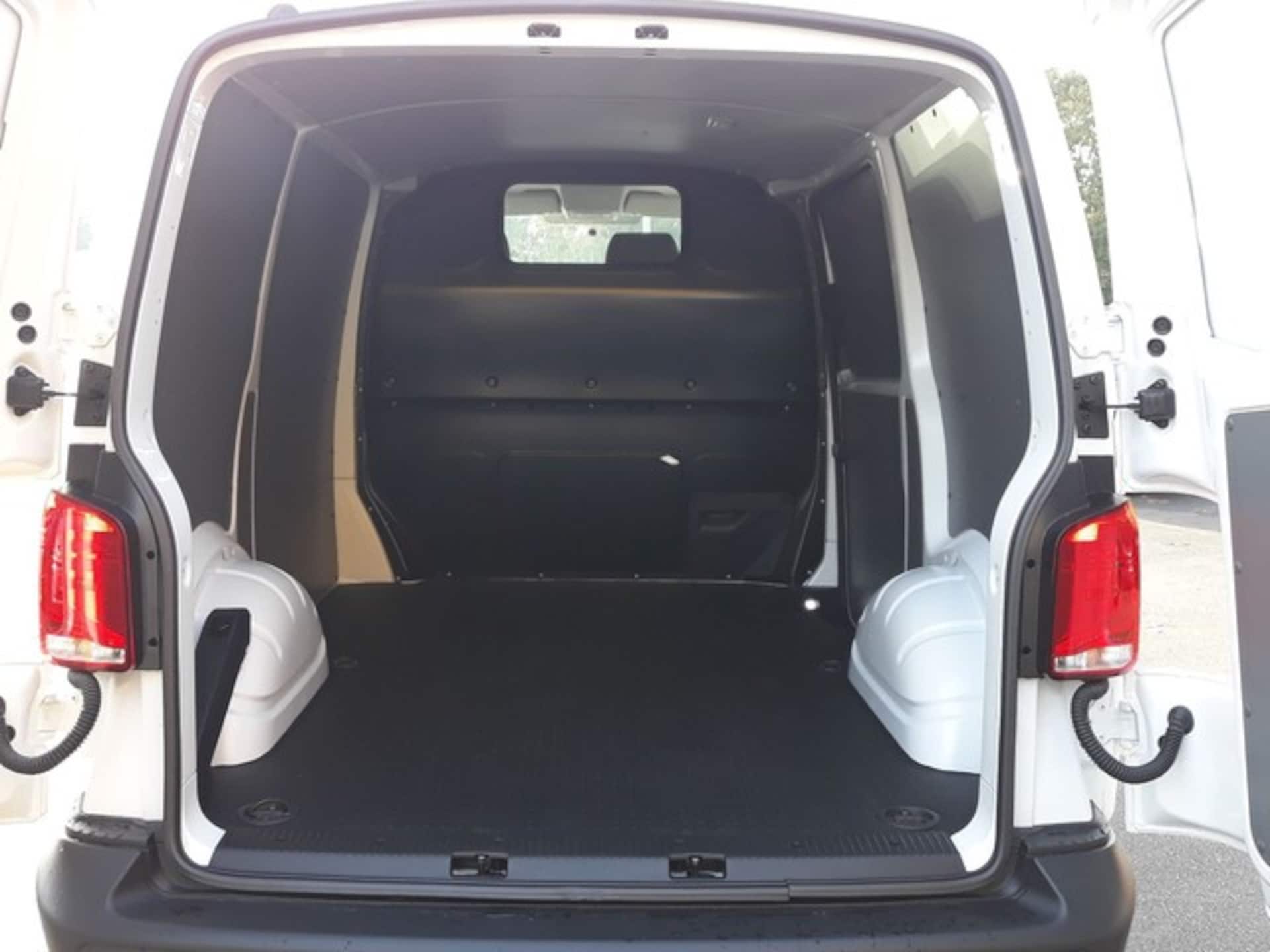 Volkswagen T6.1 Transporter Kasten kurzer Radstand