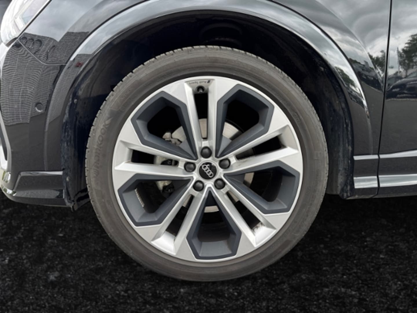 Bild über Audi Q3 S line 35 TFSI S tronic - für weitere Informationen kontaktieren Sie den Audi Partner