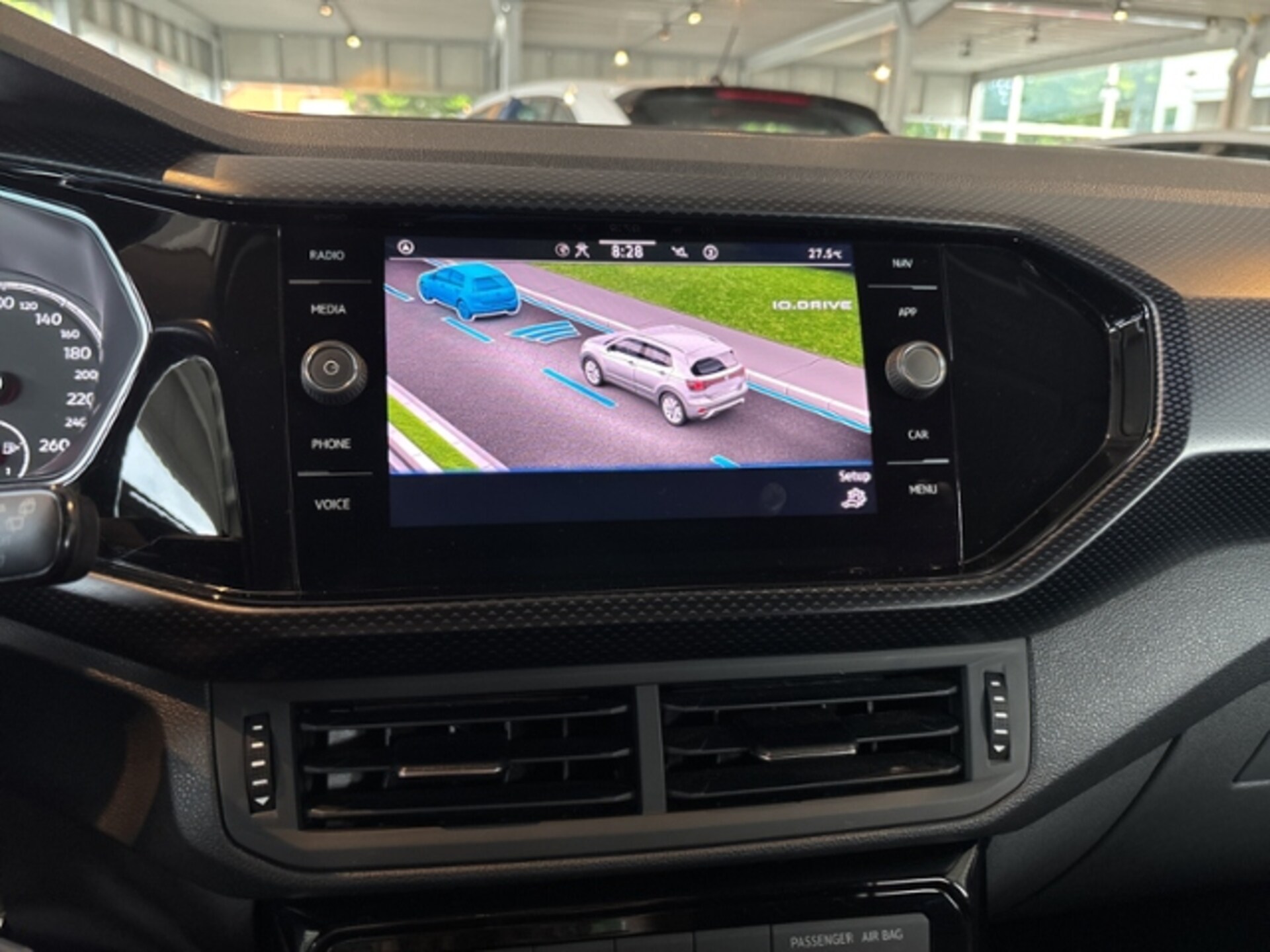 Volkswagen T-Cross United