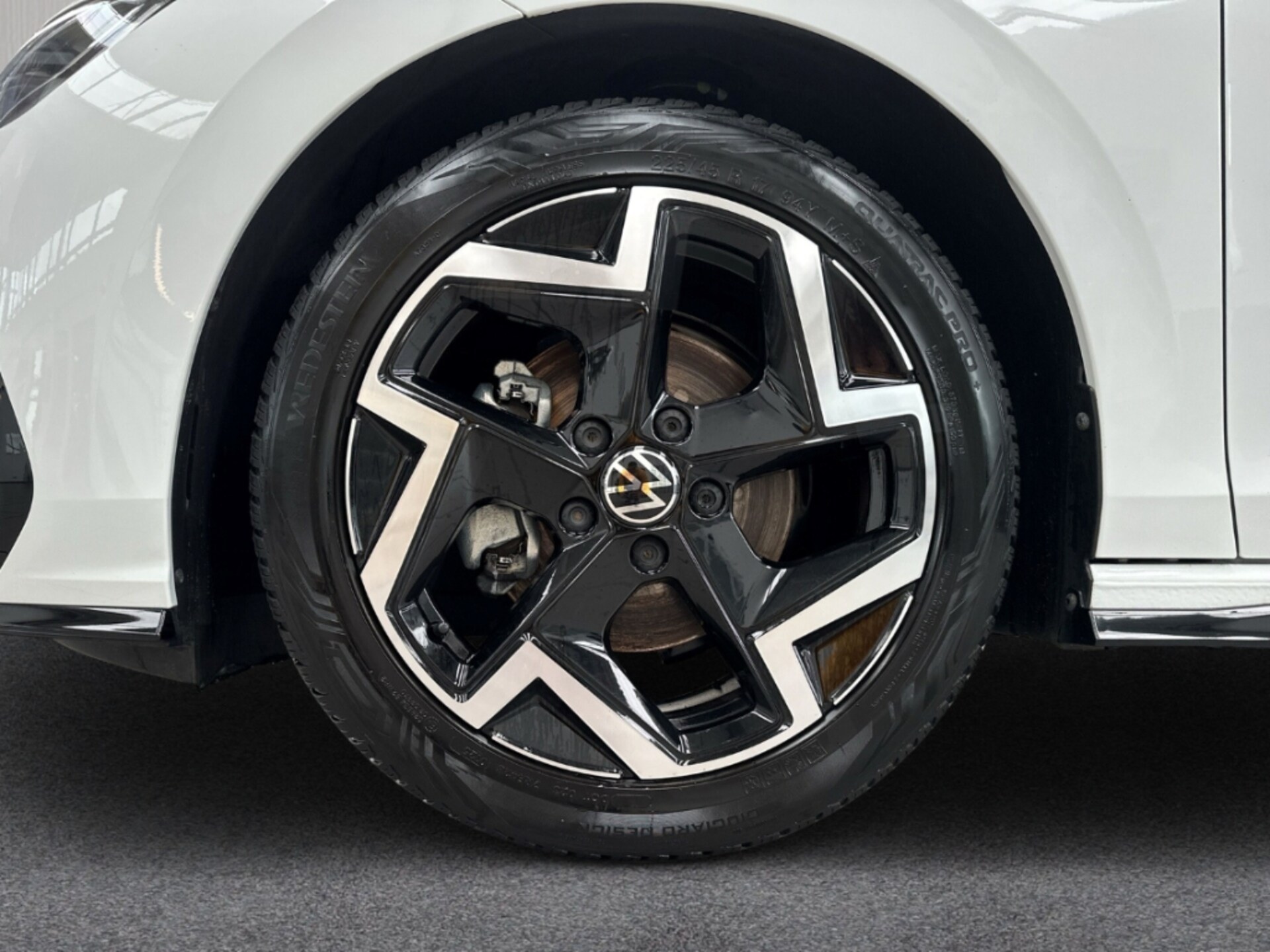 Volkswagen Golf Variant R-Line
