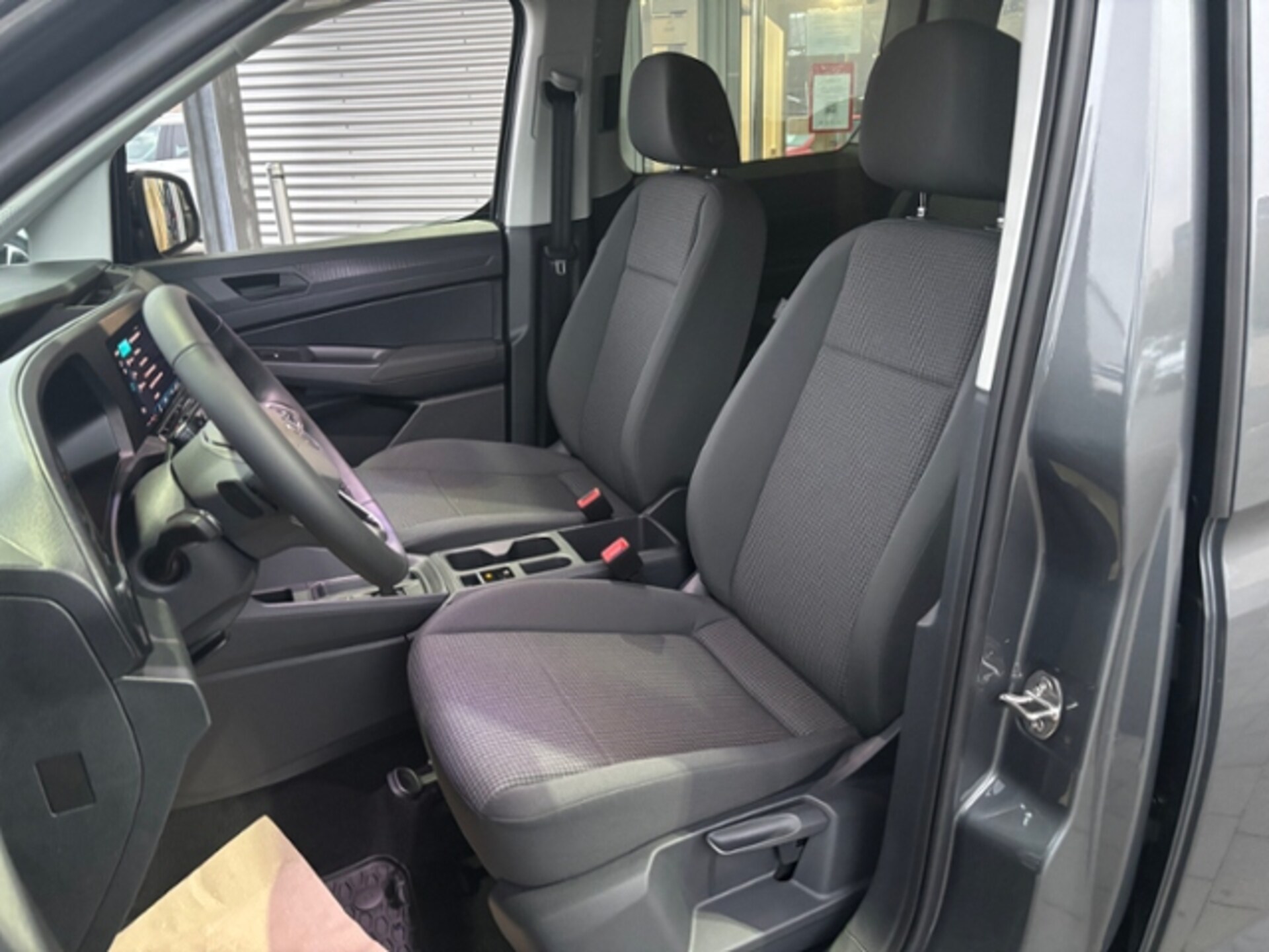 Volkswagen Caddy Maxi Basis-Modell